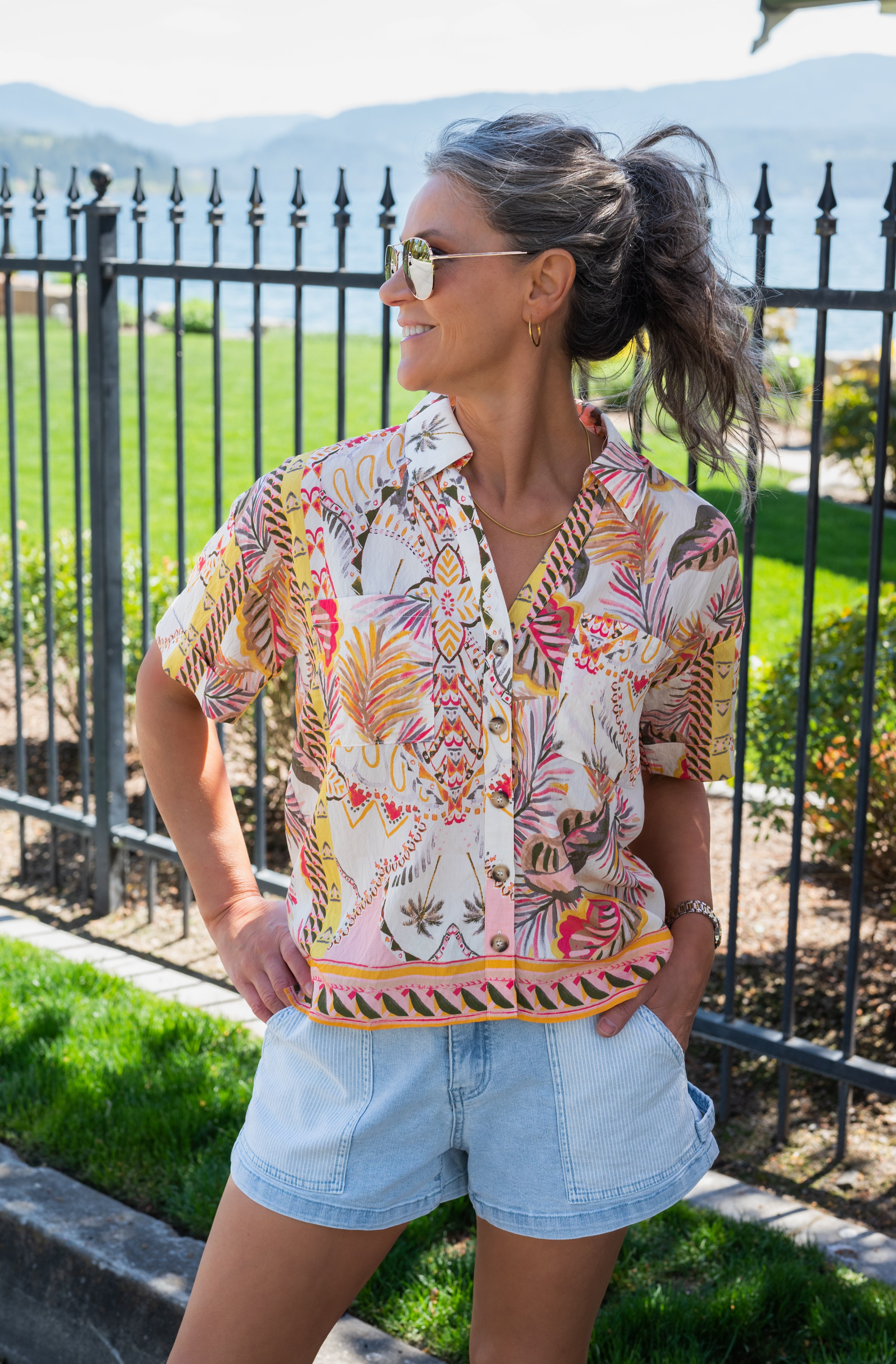 CLEO TROPICAL SHIRT
