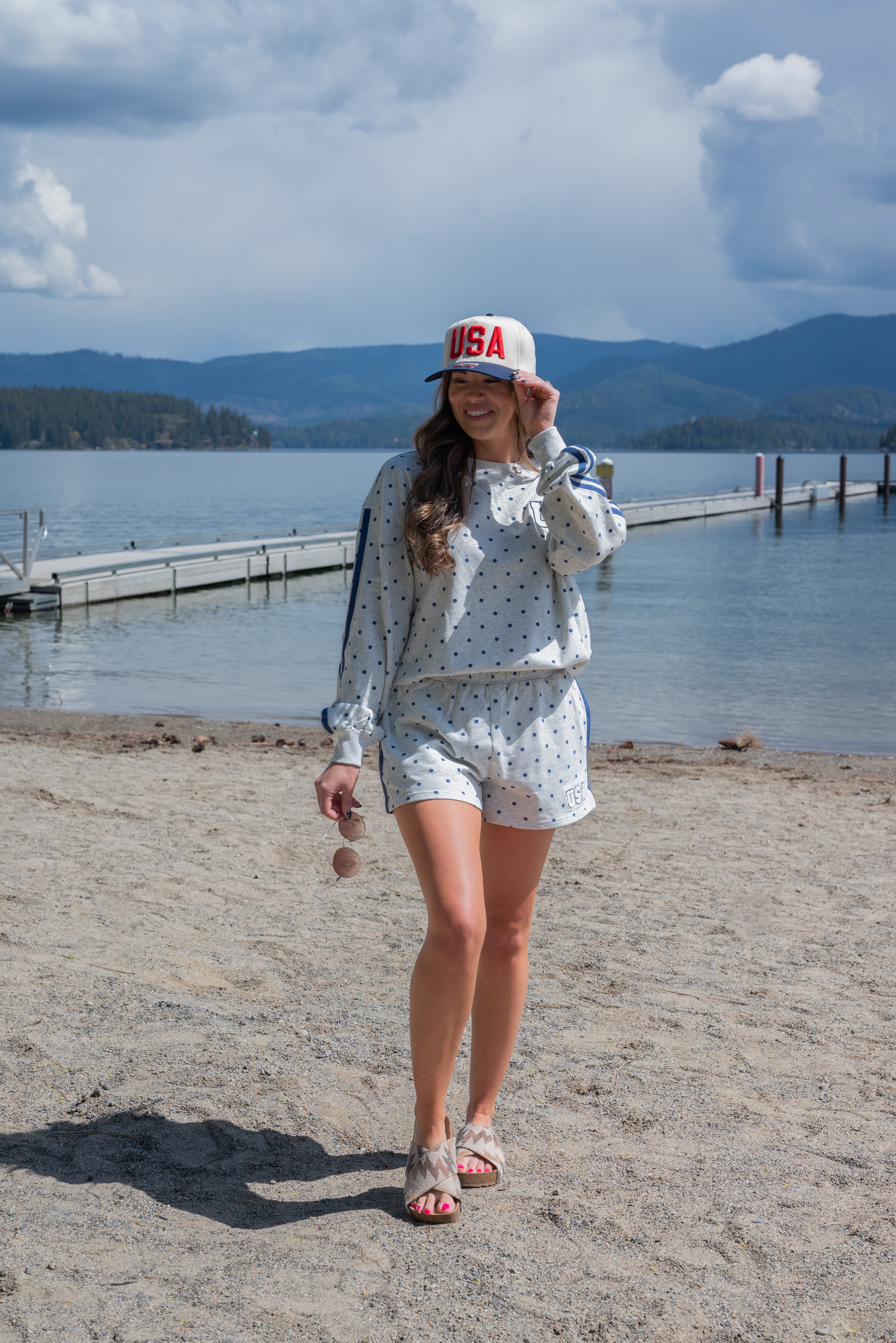 POLKA DOT USA SWEATSHIRT