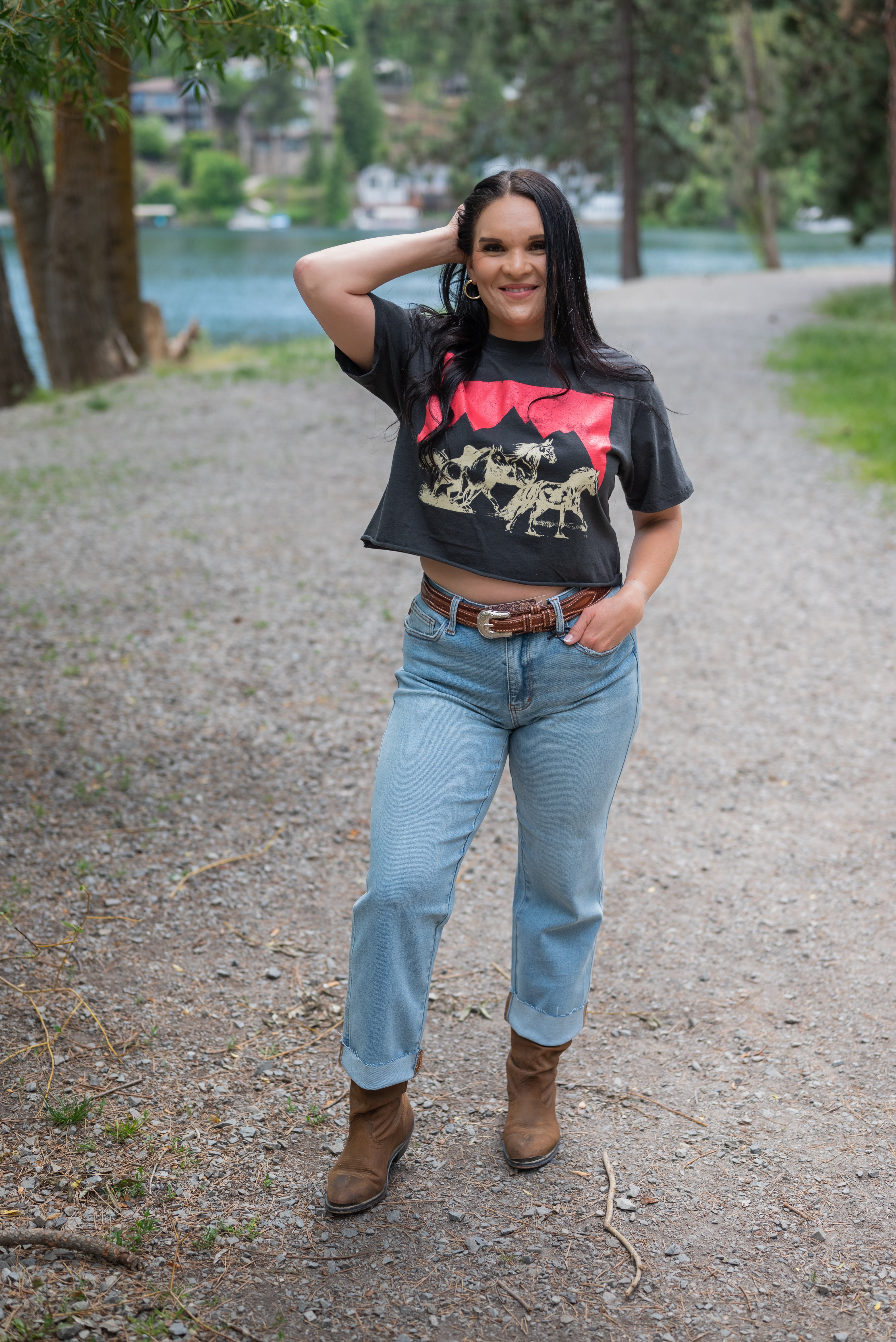 MOUNTAIN TRIO HORSES TEE