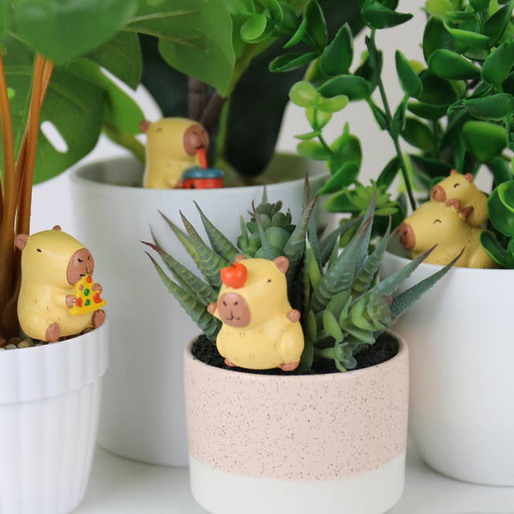 Capybara Plant Markers