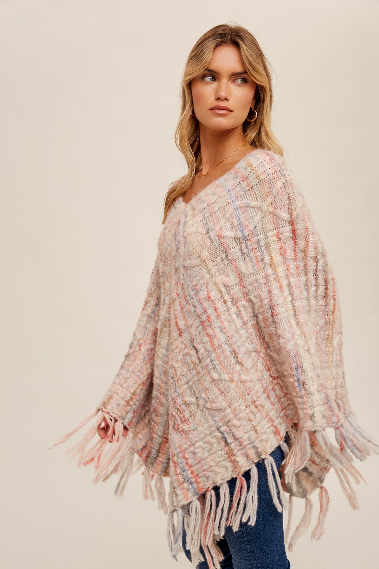 MCKAYLA CABLE KNIT CAPE