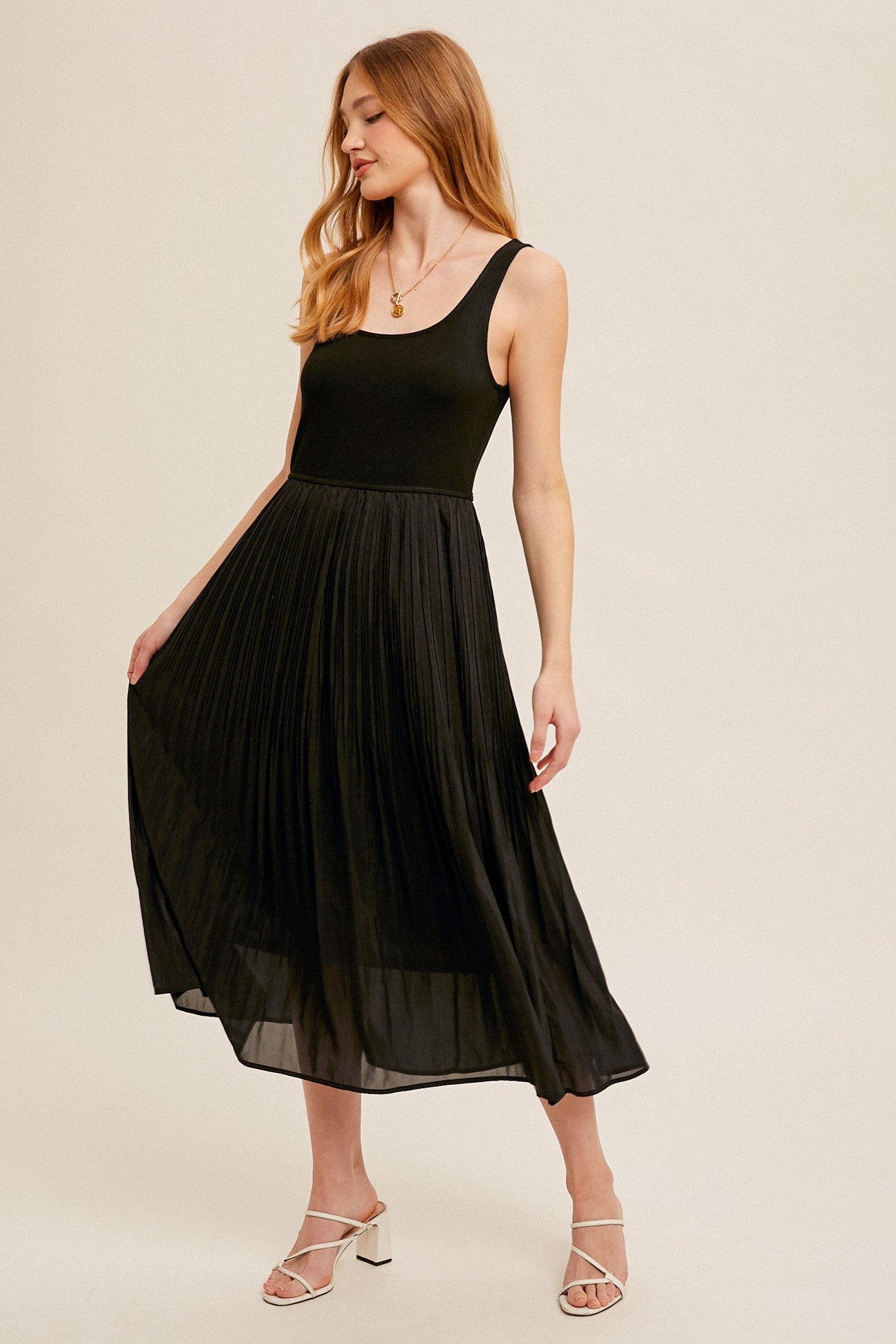 LILIA DRESS