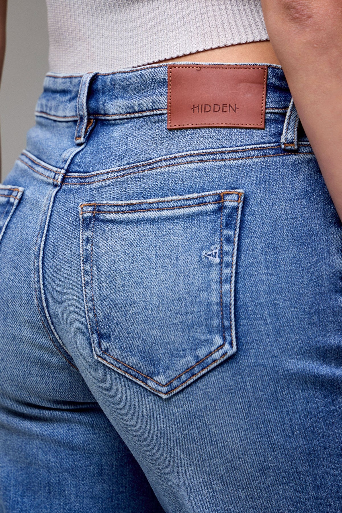 CHAYA LOW RISE DAD JEAN