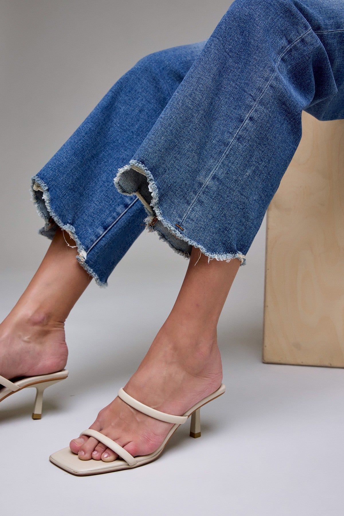 CHAYA LOW RISE DAD JEAN