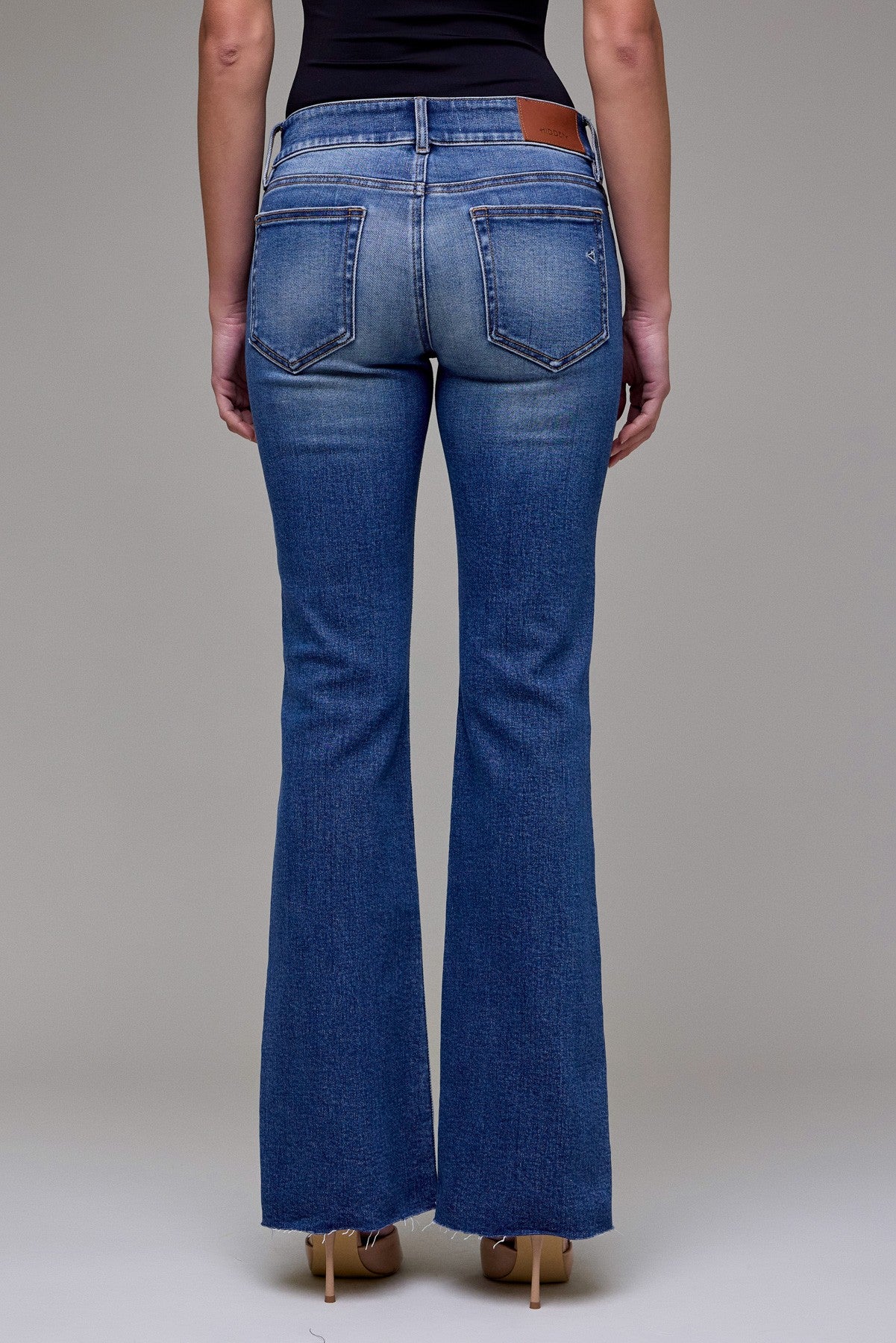 SISSIE LOW RISE BOOTCUT