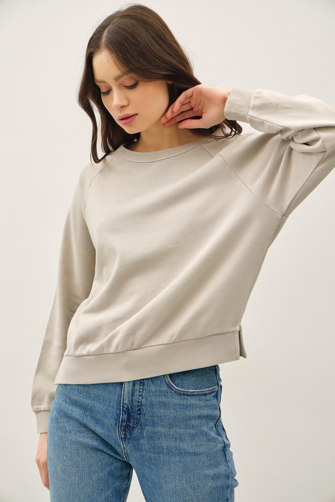 LARISSA SWEATSHIRT