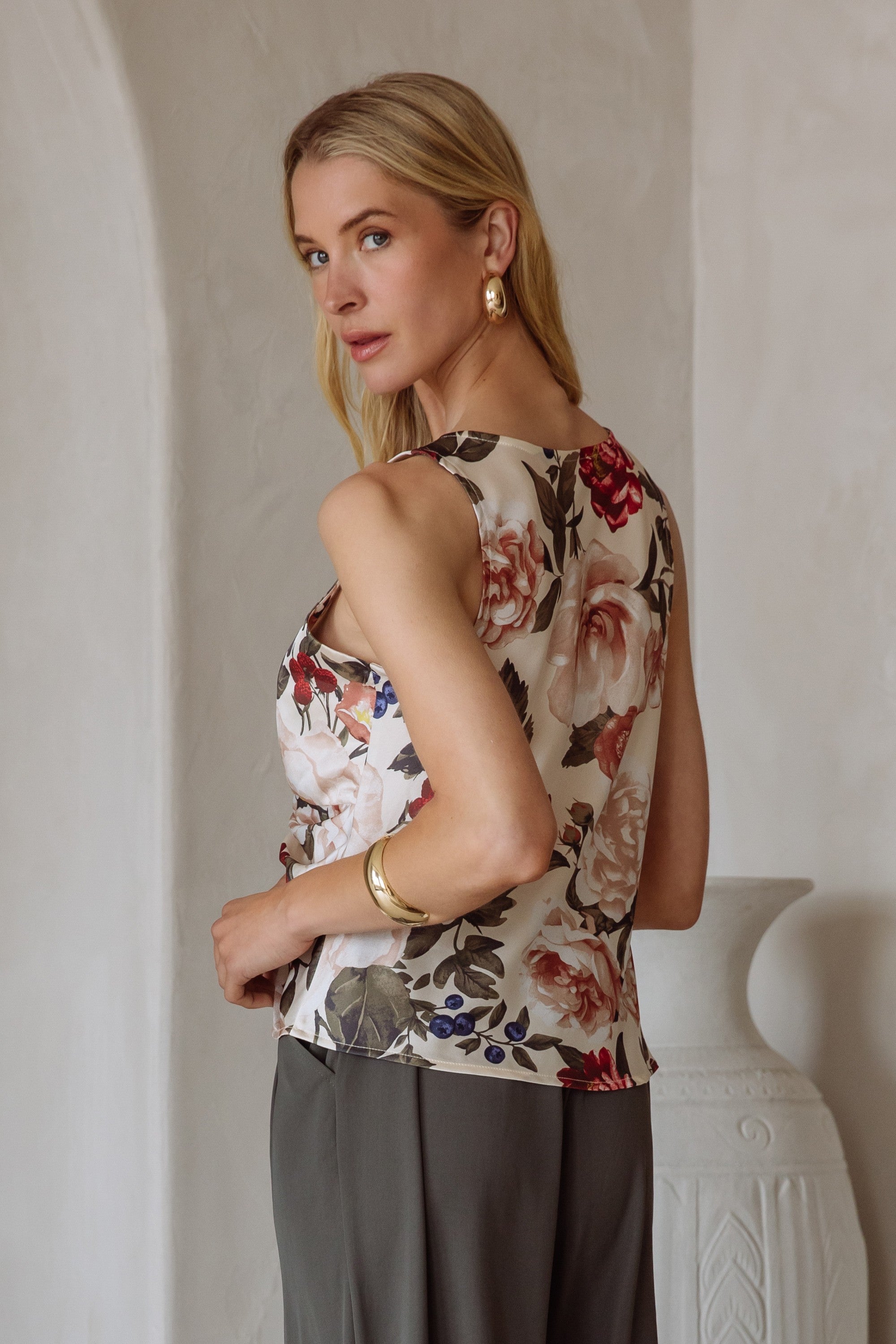 MAISY FLORAL TOP