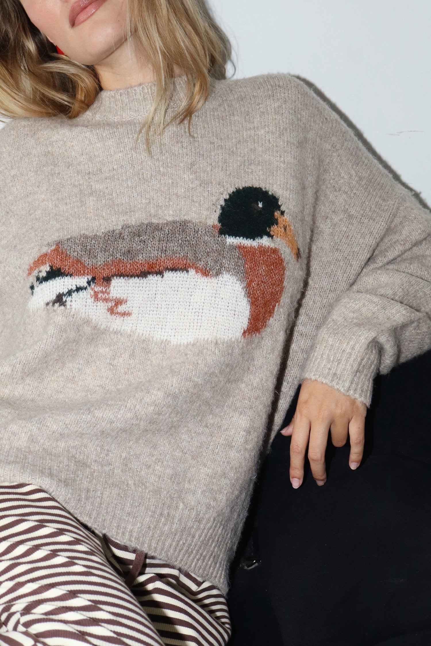 DUCKY SWEATER