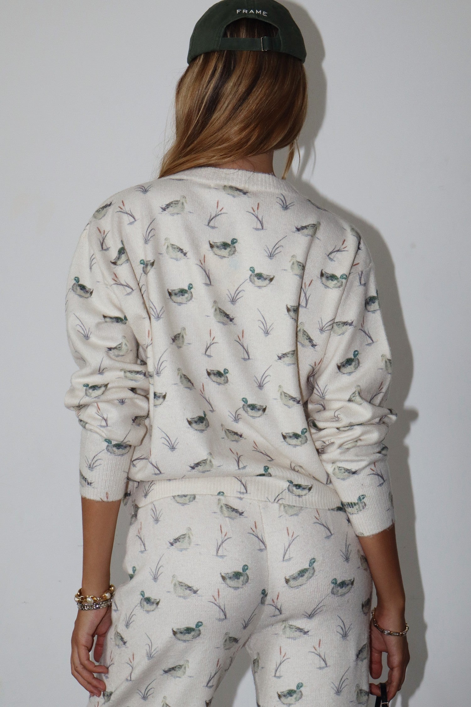 DUCKY CARDIGAN