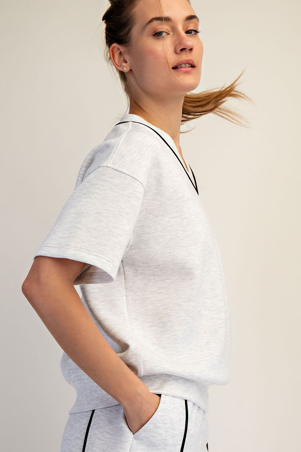 JANIE V-NECK TOP