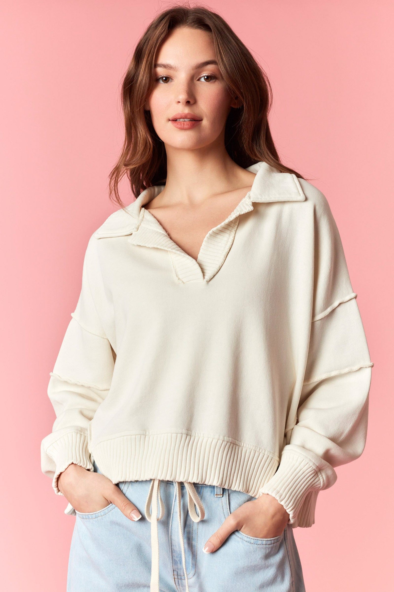 VIRGIE HENLEY SWEATSHIRT