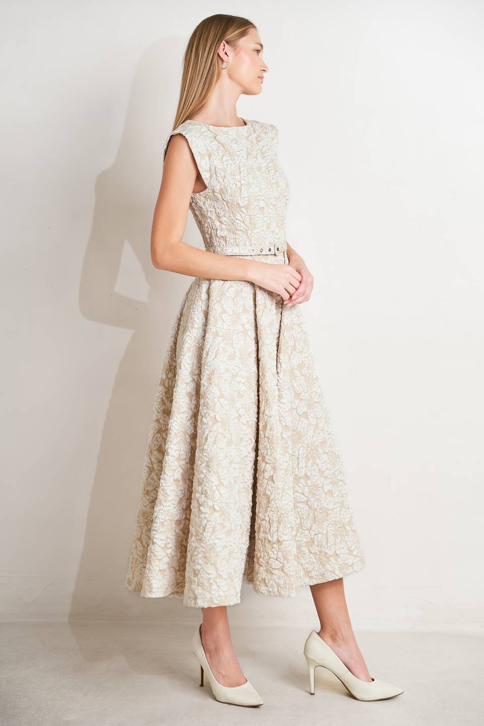 GWENDOLYN LACE DRESS