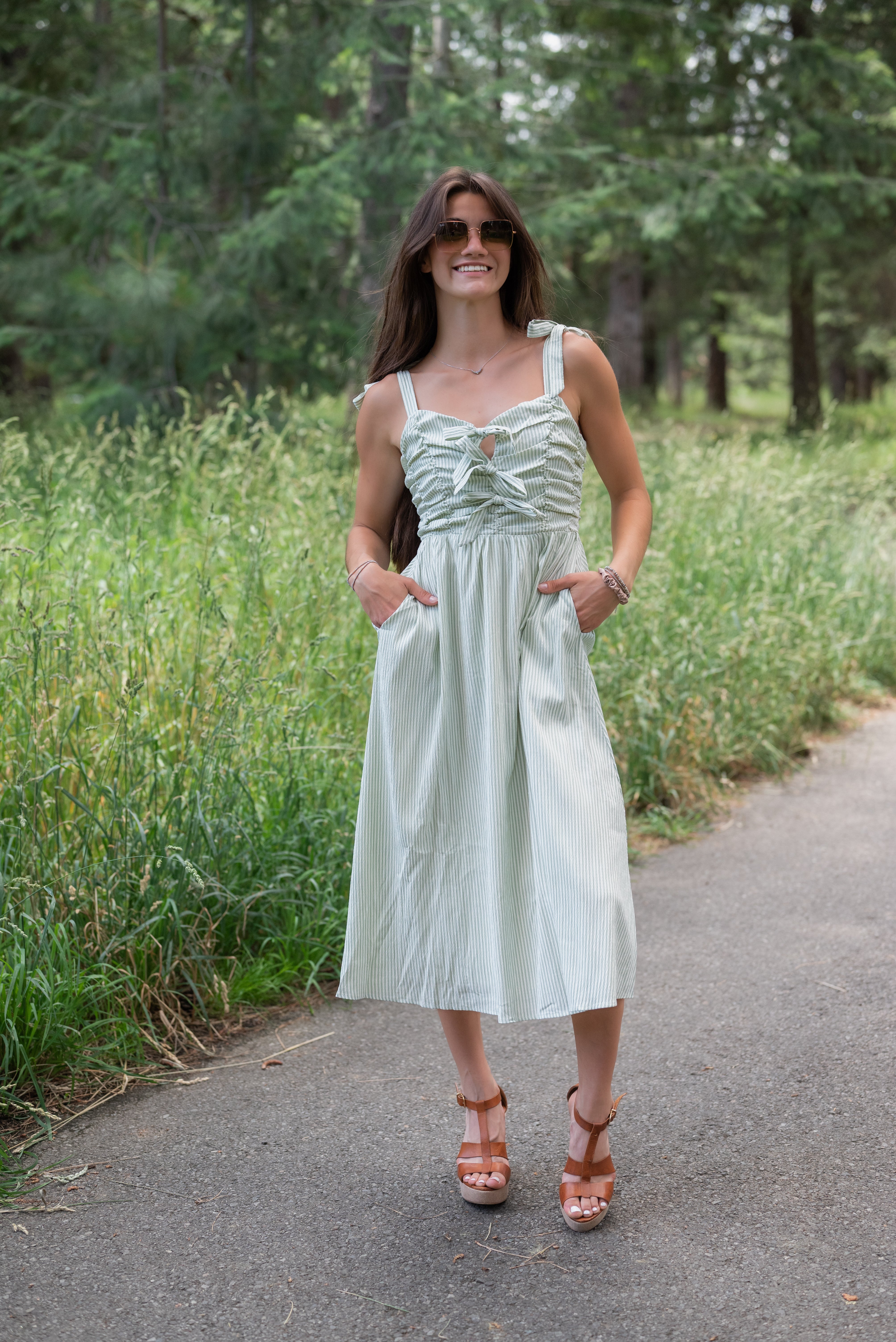 SEE ME STRIPE BOW MIDI DRESS