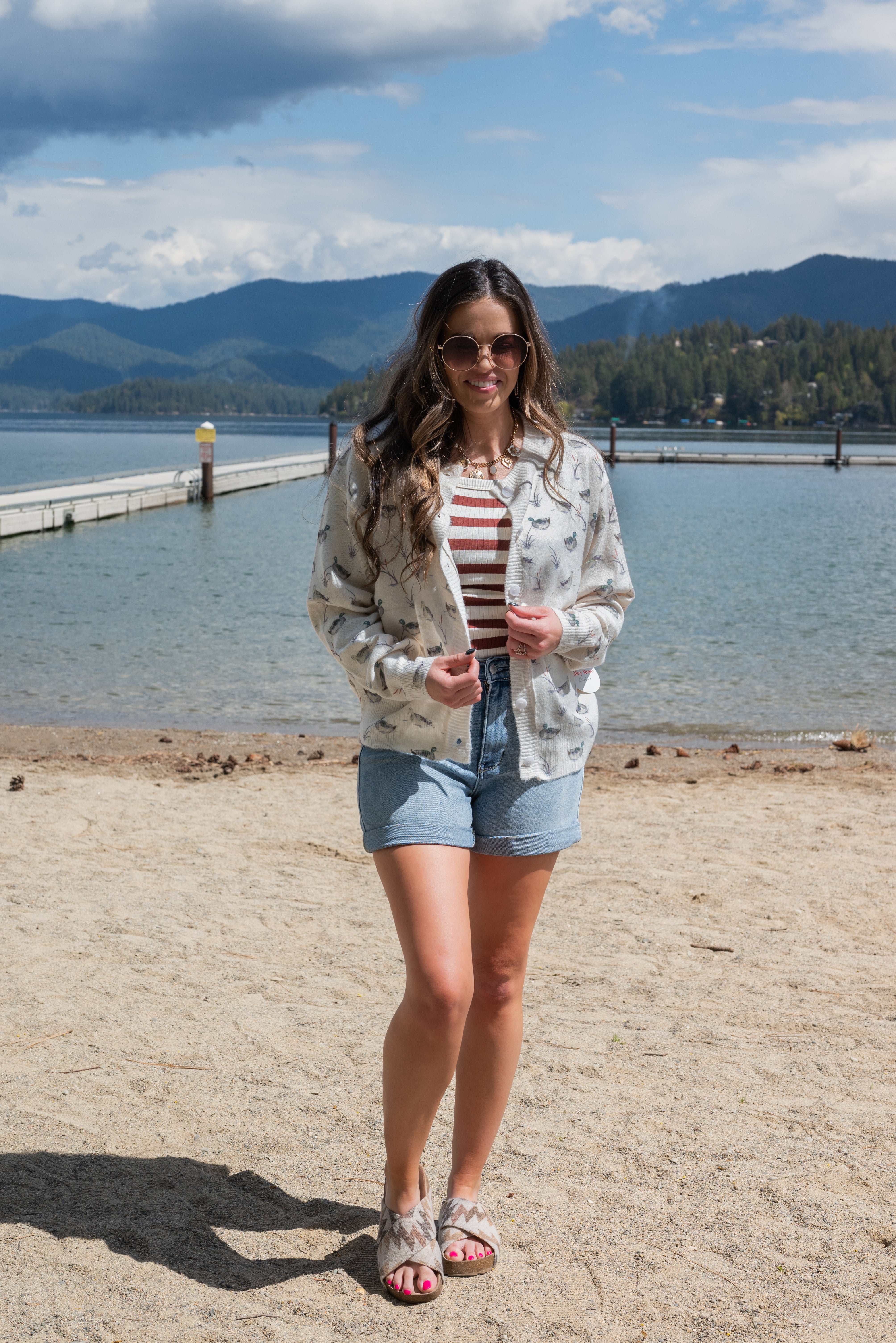 DUCKY CARDIGAN