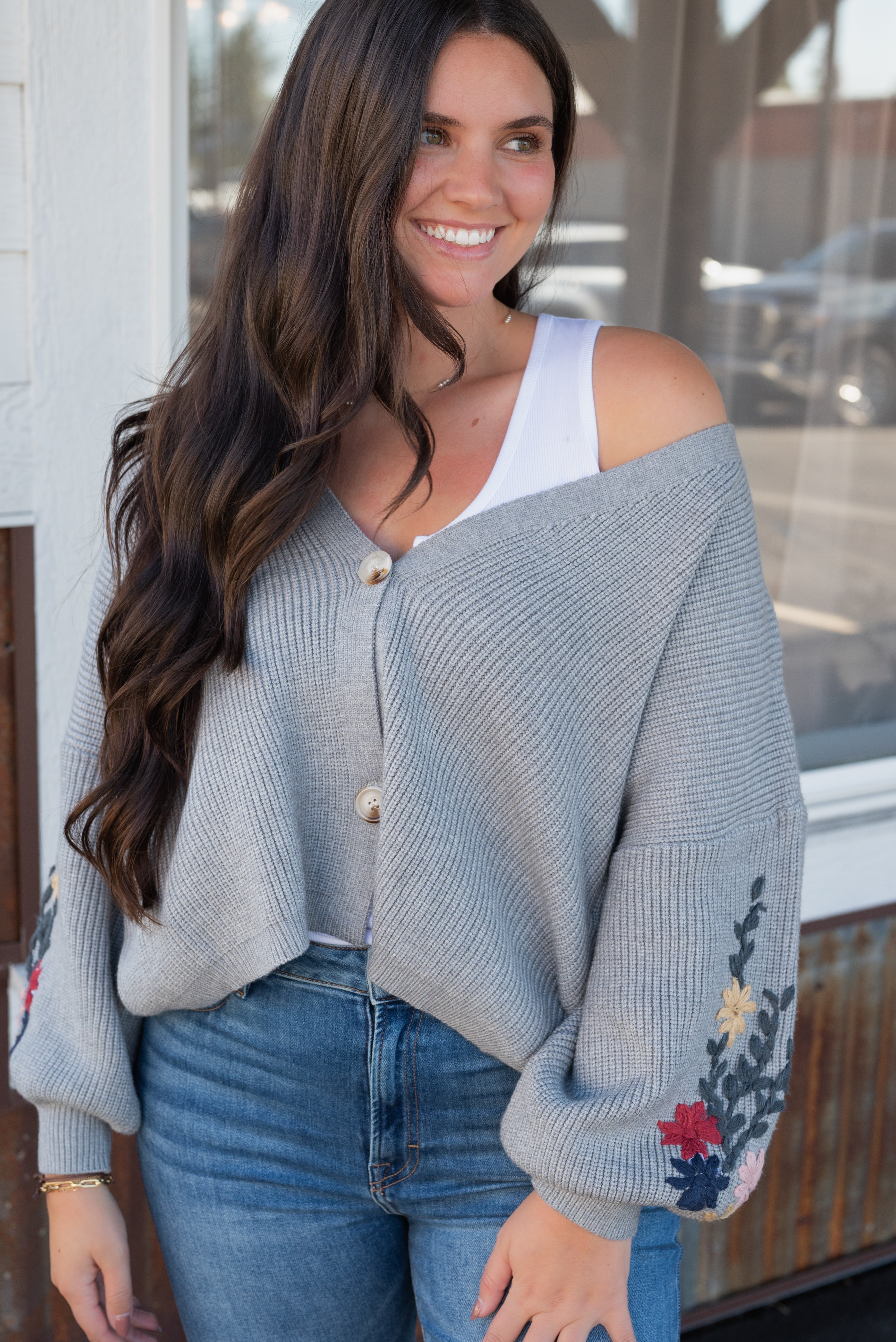 AGNES EMBROIDERED CARDIGAN