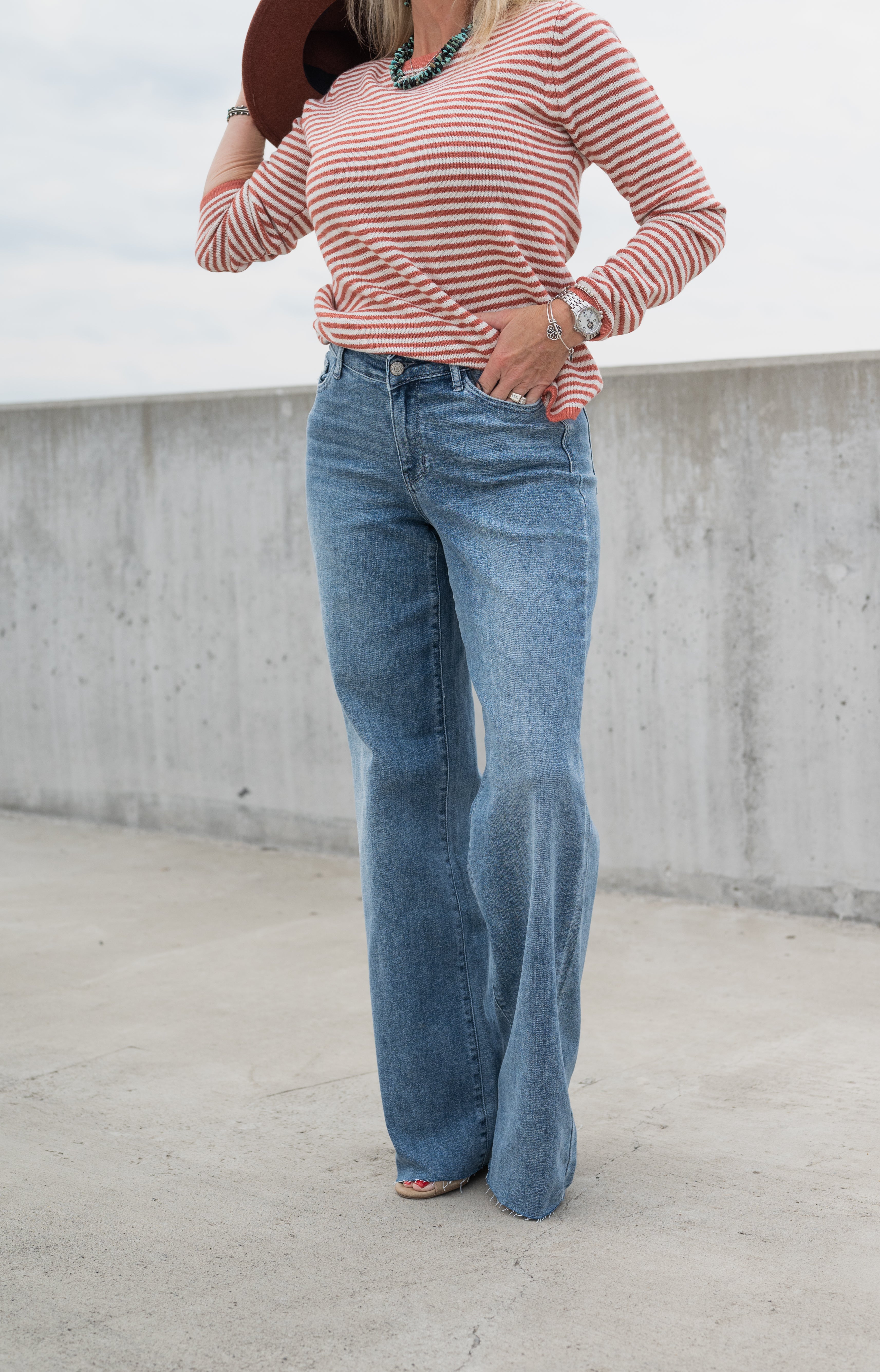 KAMORA V- FRONT BAGGY JEAN