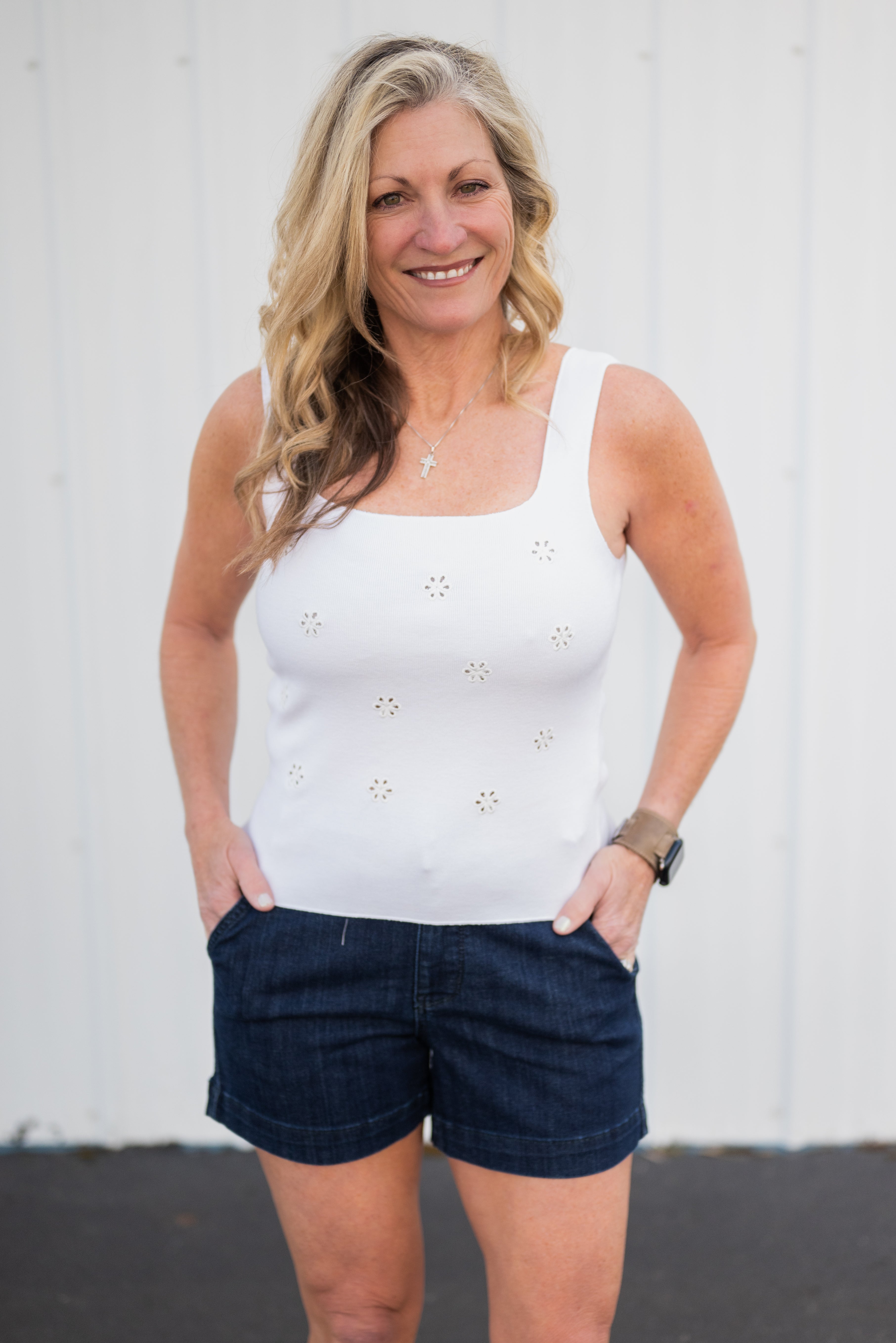 GWENN EYELET TOP