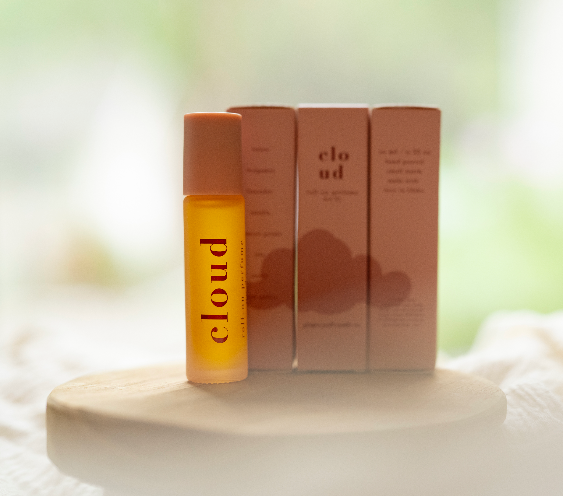 No. 37 cloud • clean roll-on perfume