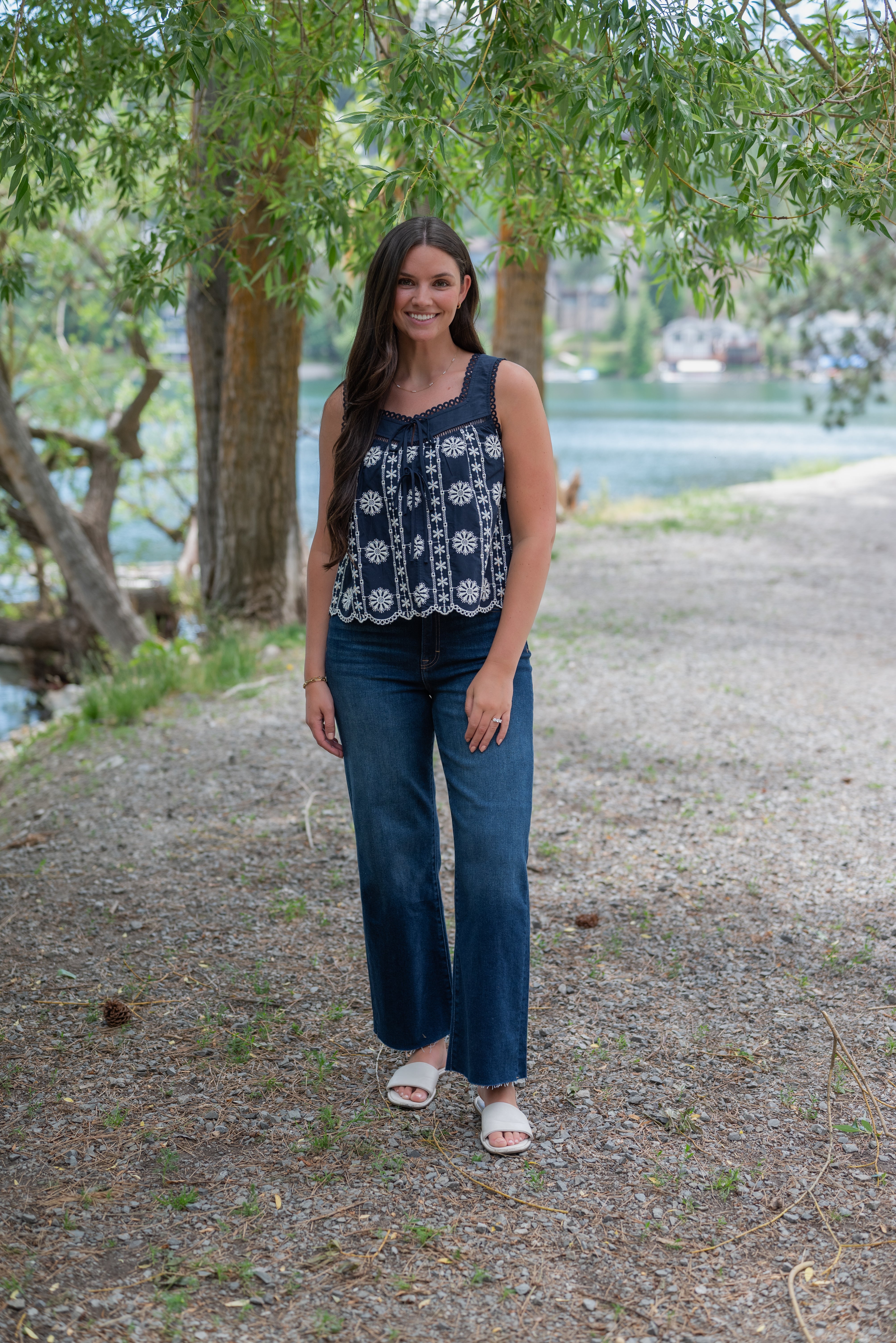 PAOLA EMBROIDERED TOP