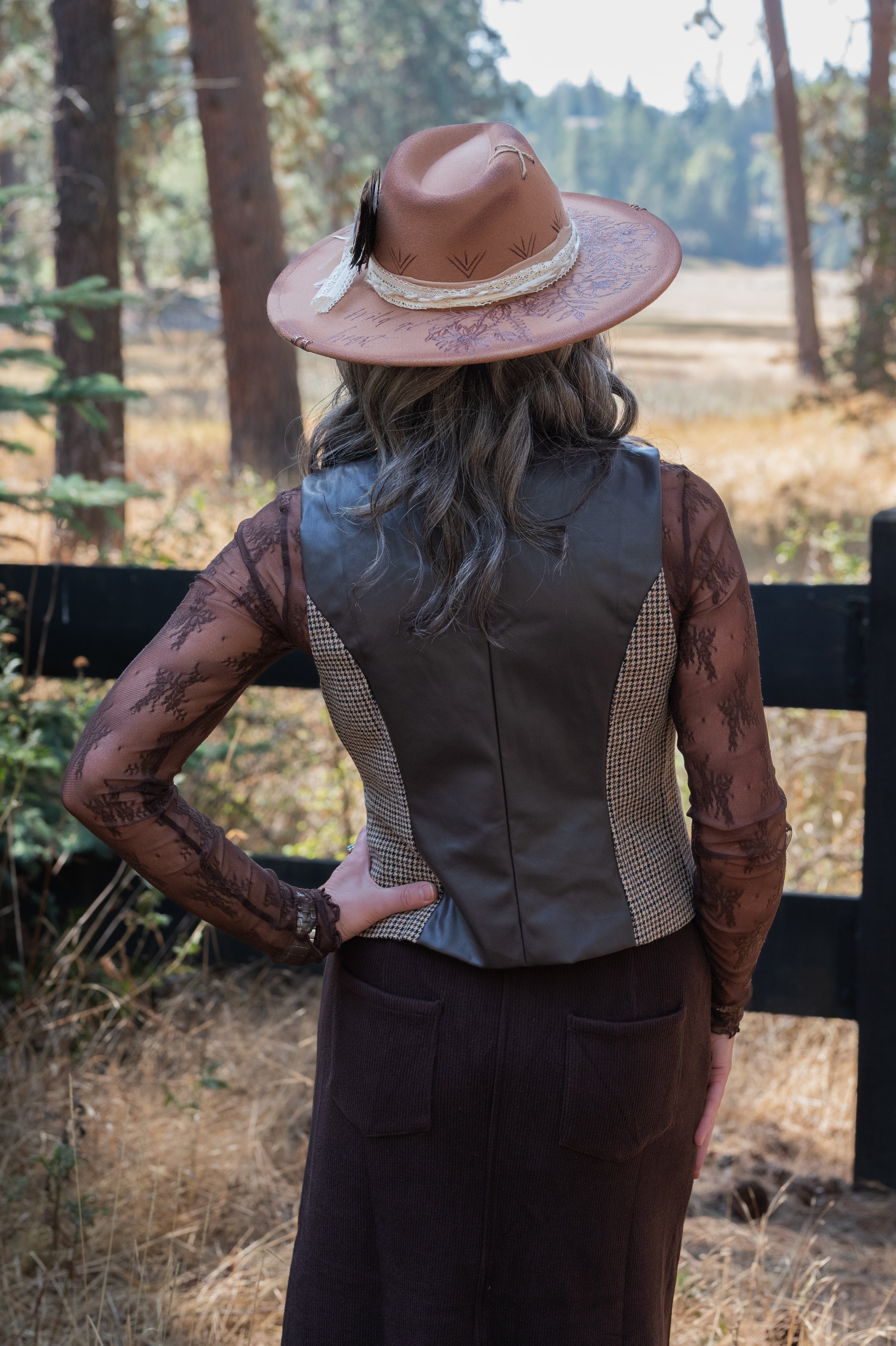 JAYLEEN VEST