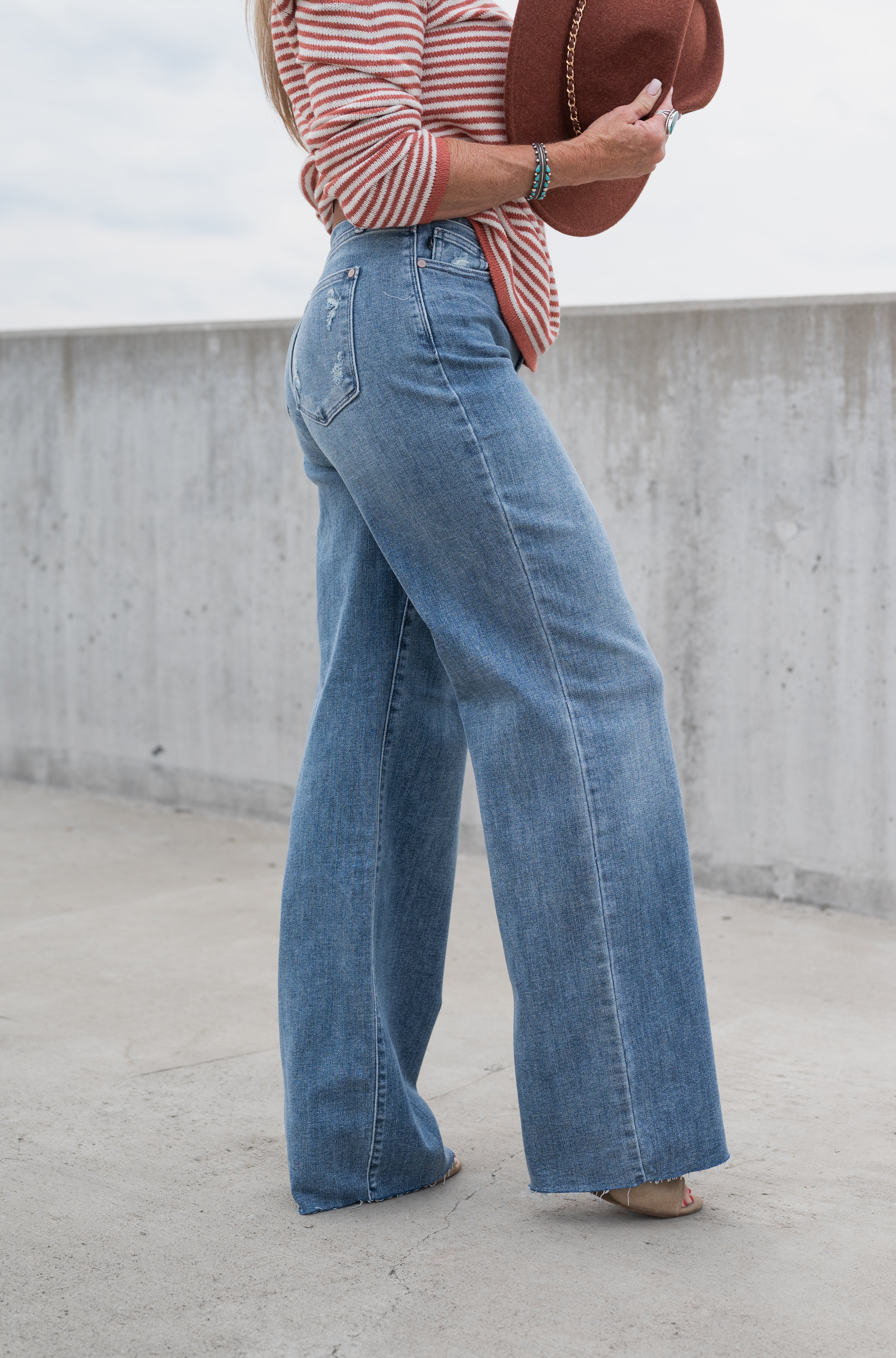 KAMORA V- FRONT BAGGY JEAN