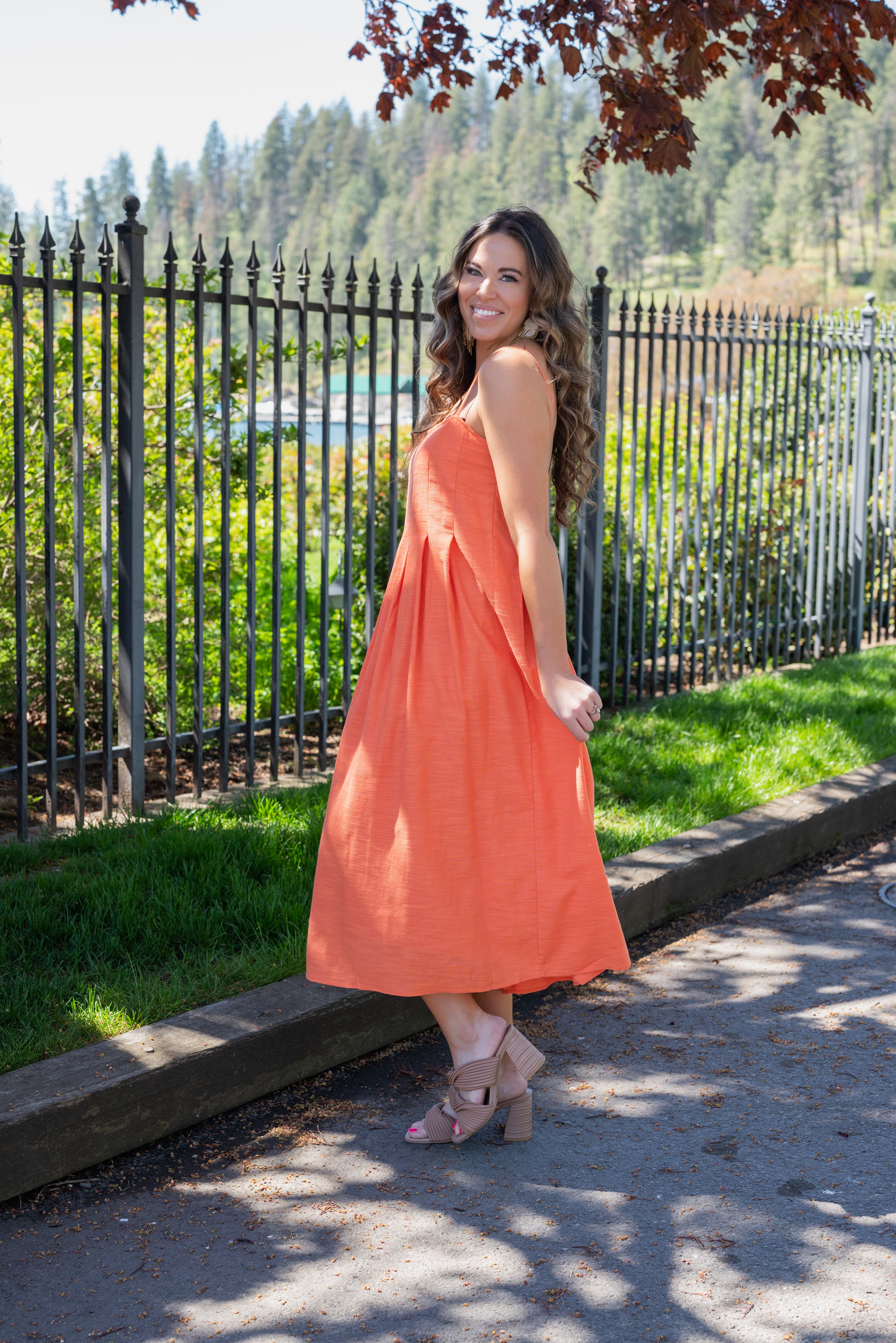 GOOD DAY PLEATED MIDI DRESS