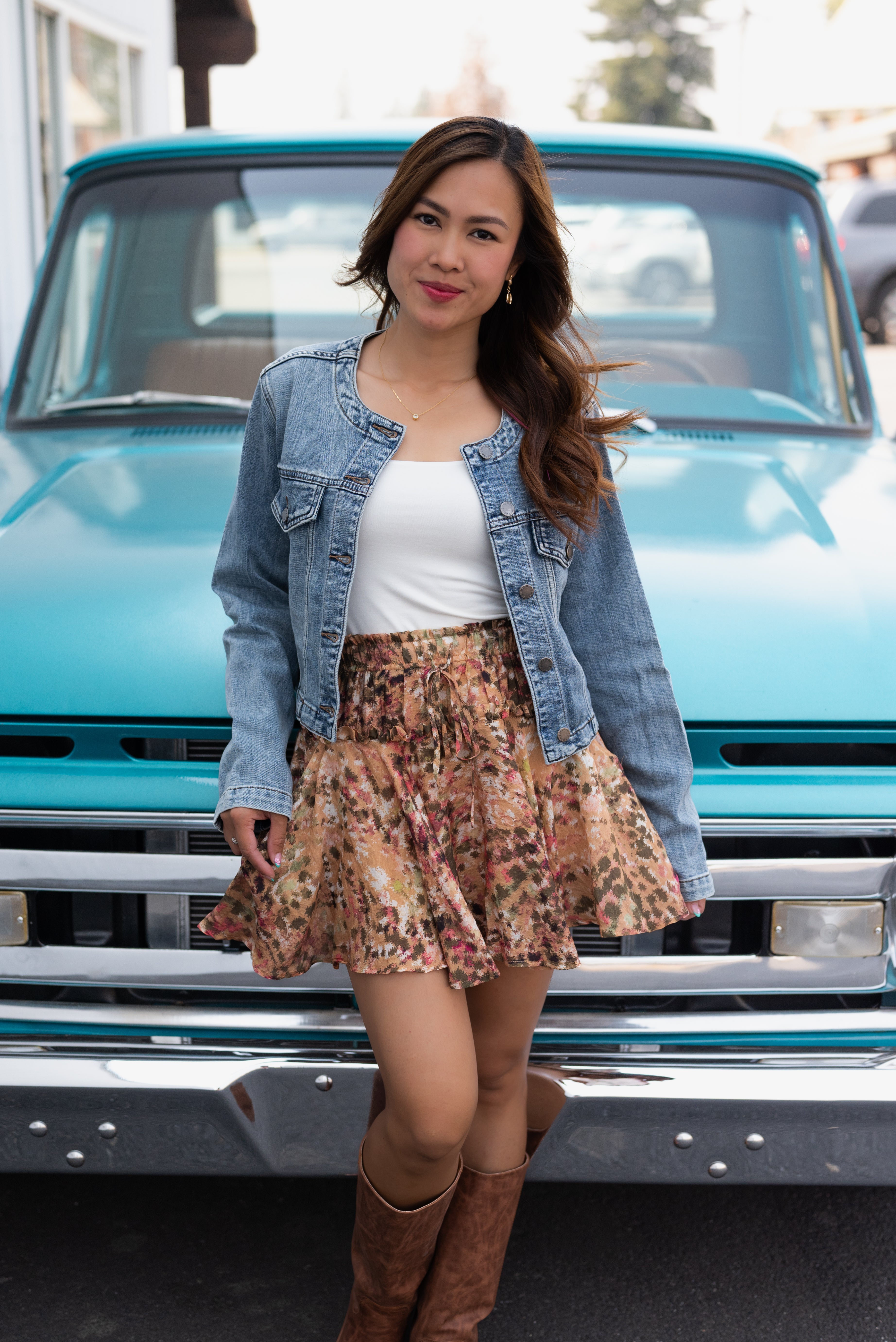 LAINEY COLLARLESS JACKET