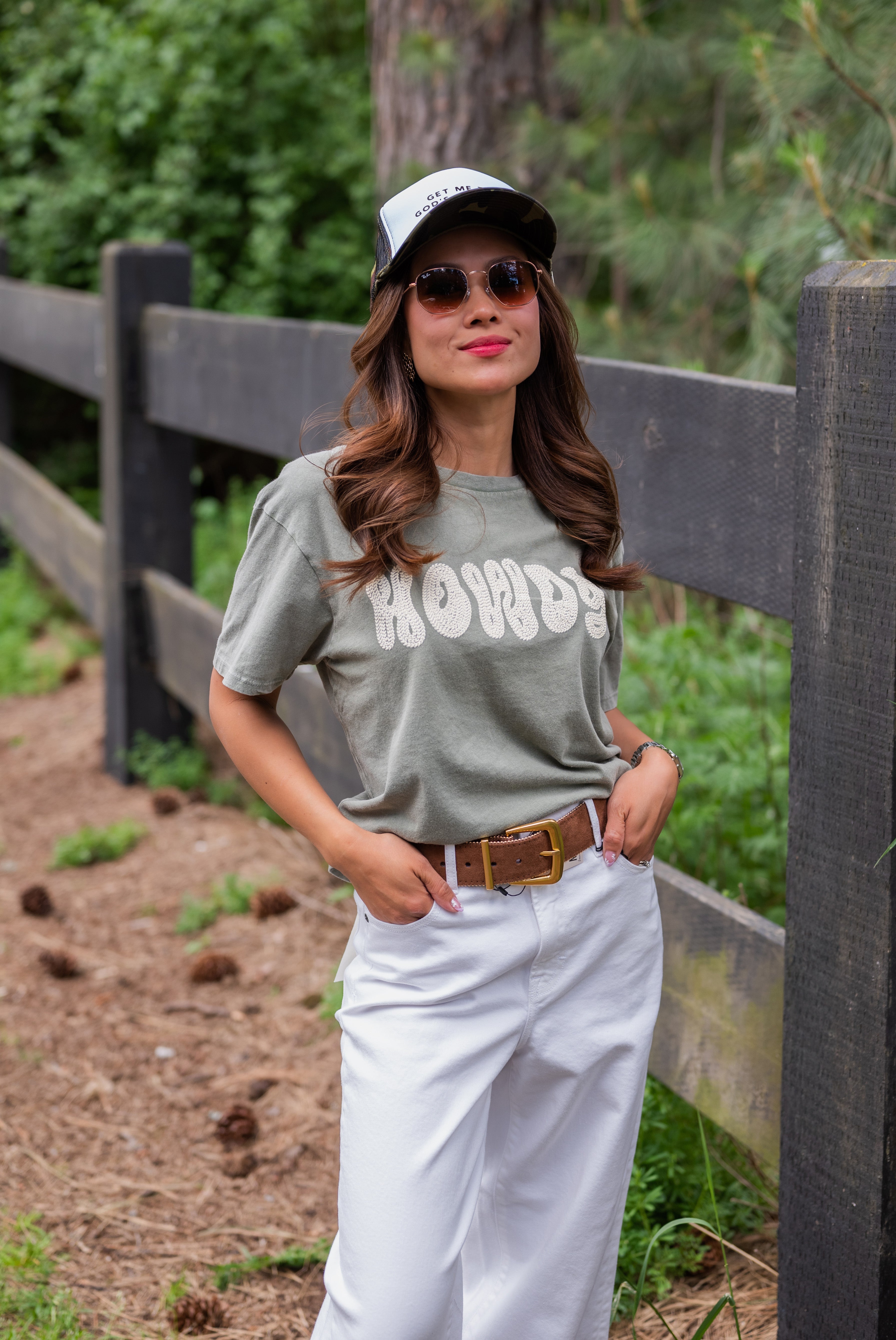 HOWDY PUFF TEE