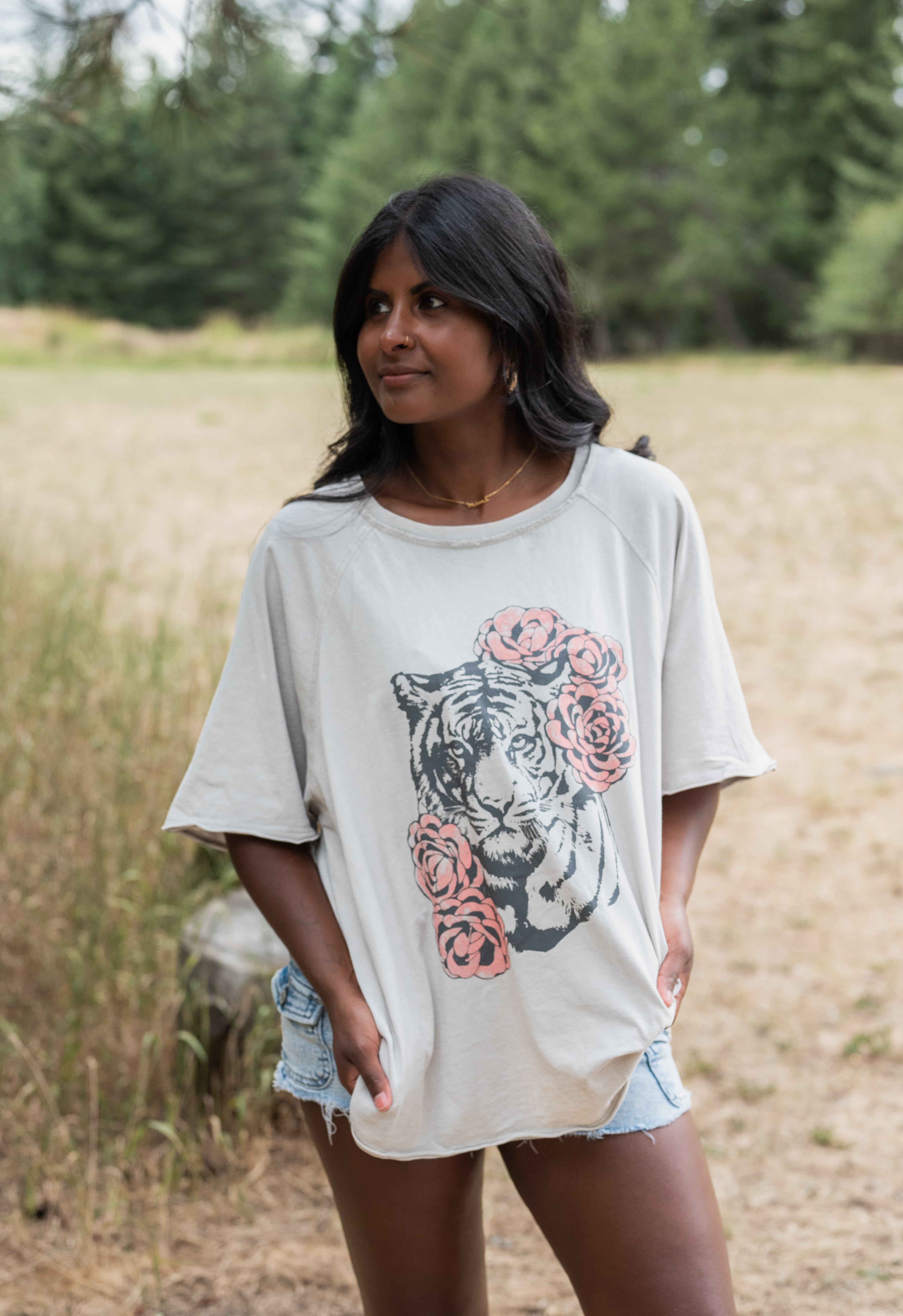 TIGER GRAPHIC TEE
