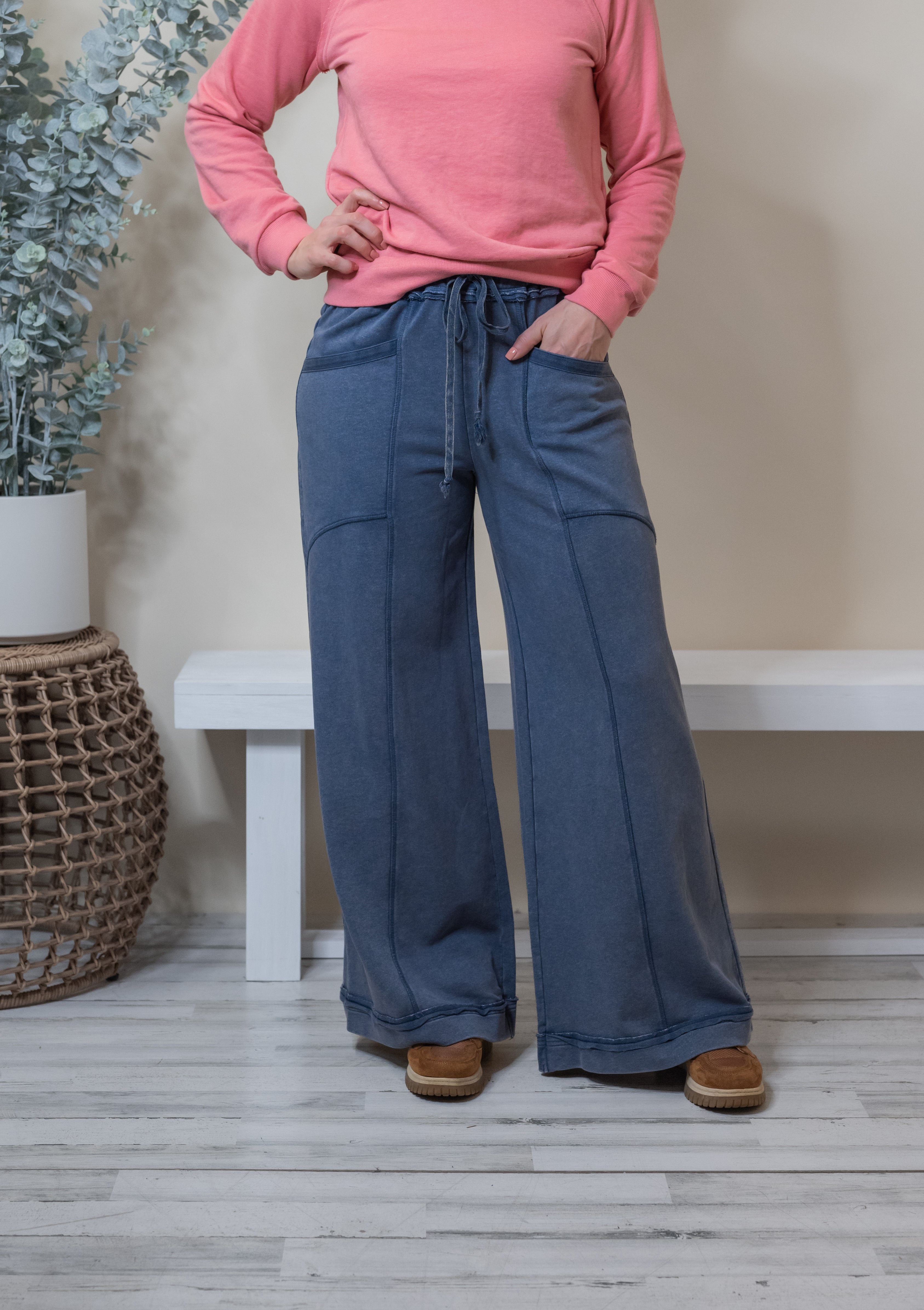PHYLLIS WIDE LEG PANTS