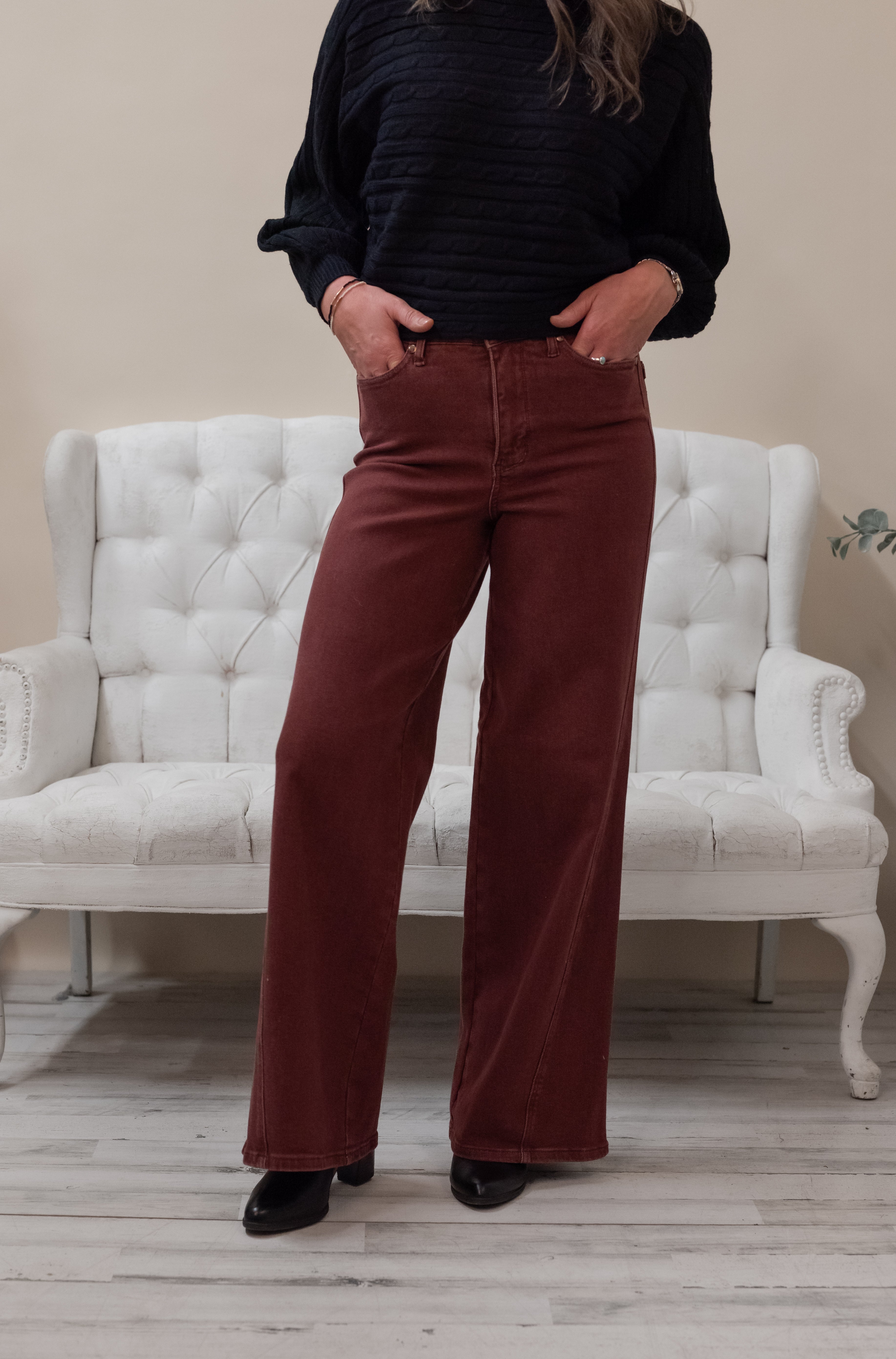 THRONE HW RETRO WIDE