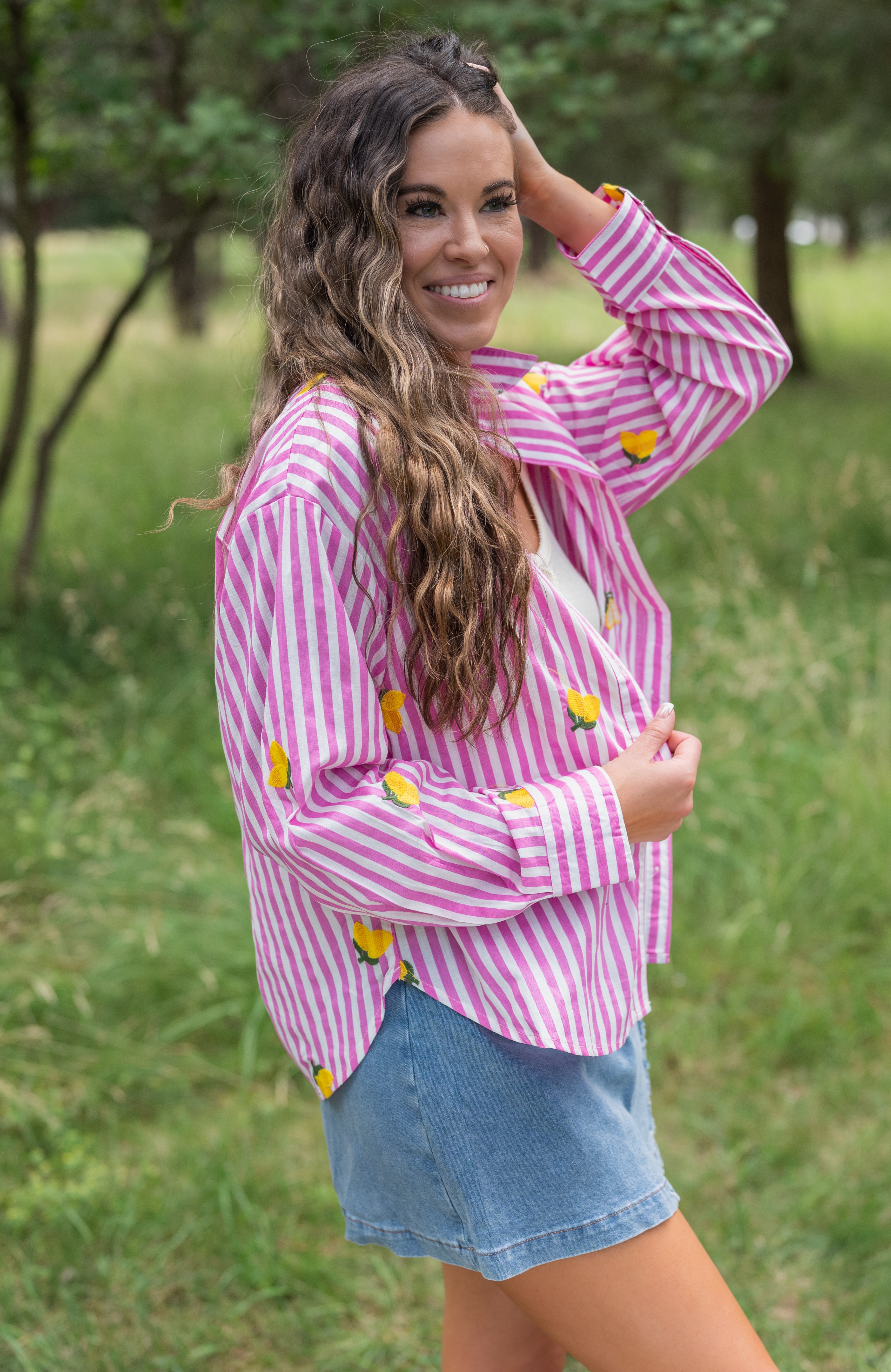 LEMON EMBROIDERED BLOUSE