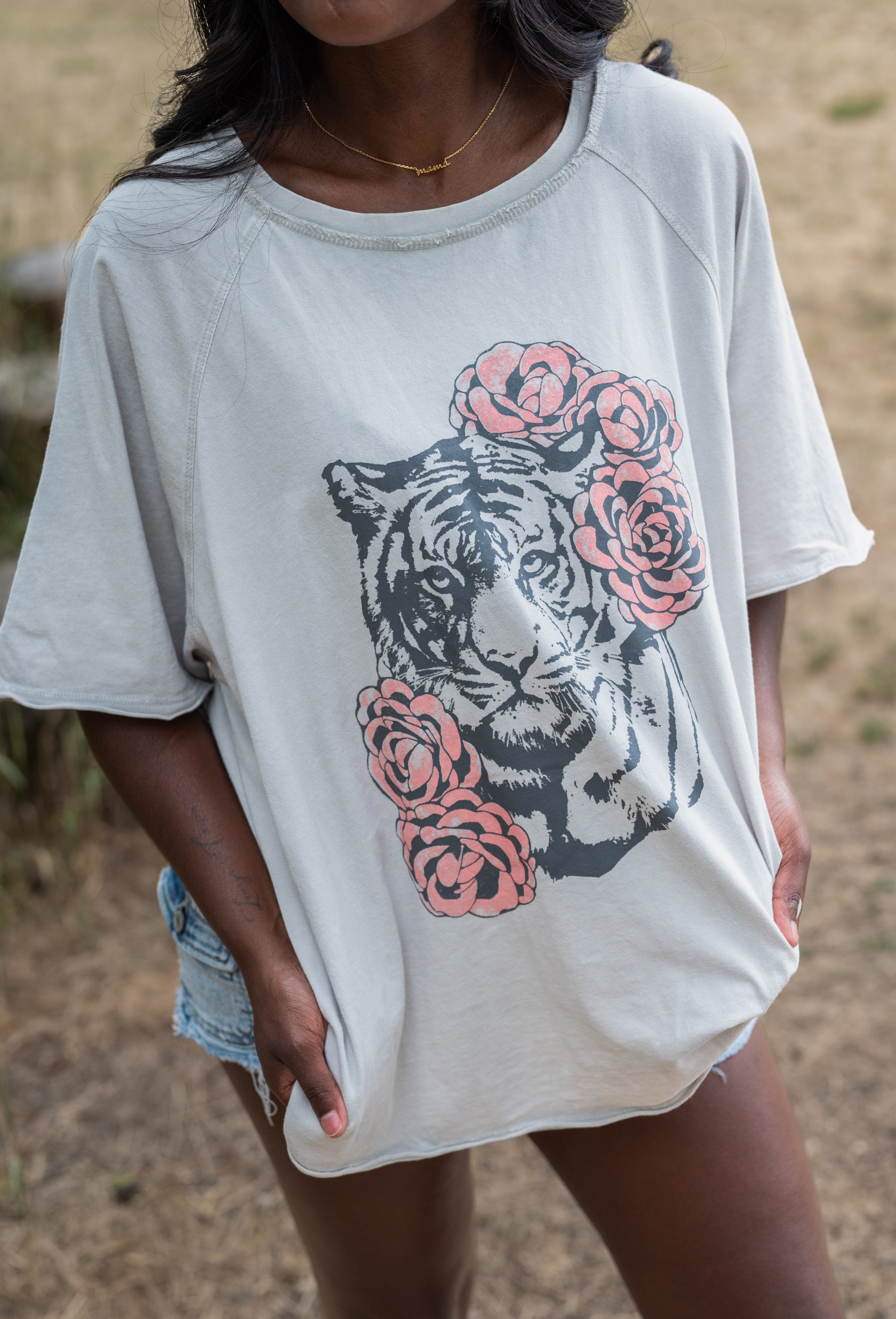 TIGER GRAPHIC TEE