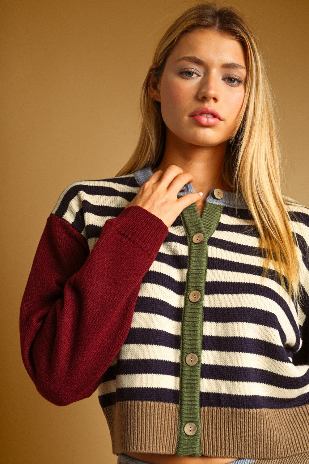 PEGGIE CARDIGAN