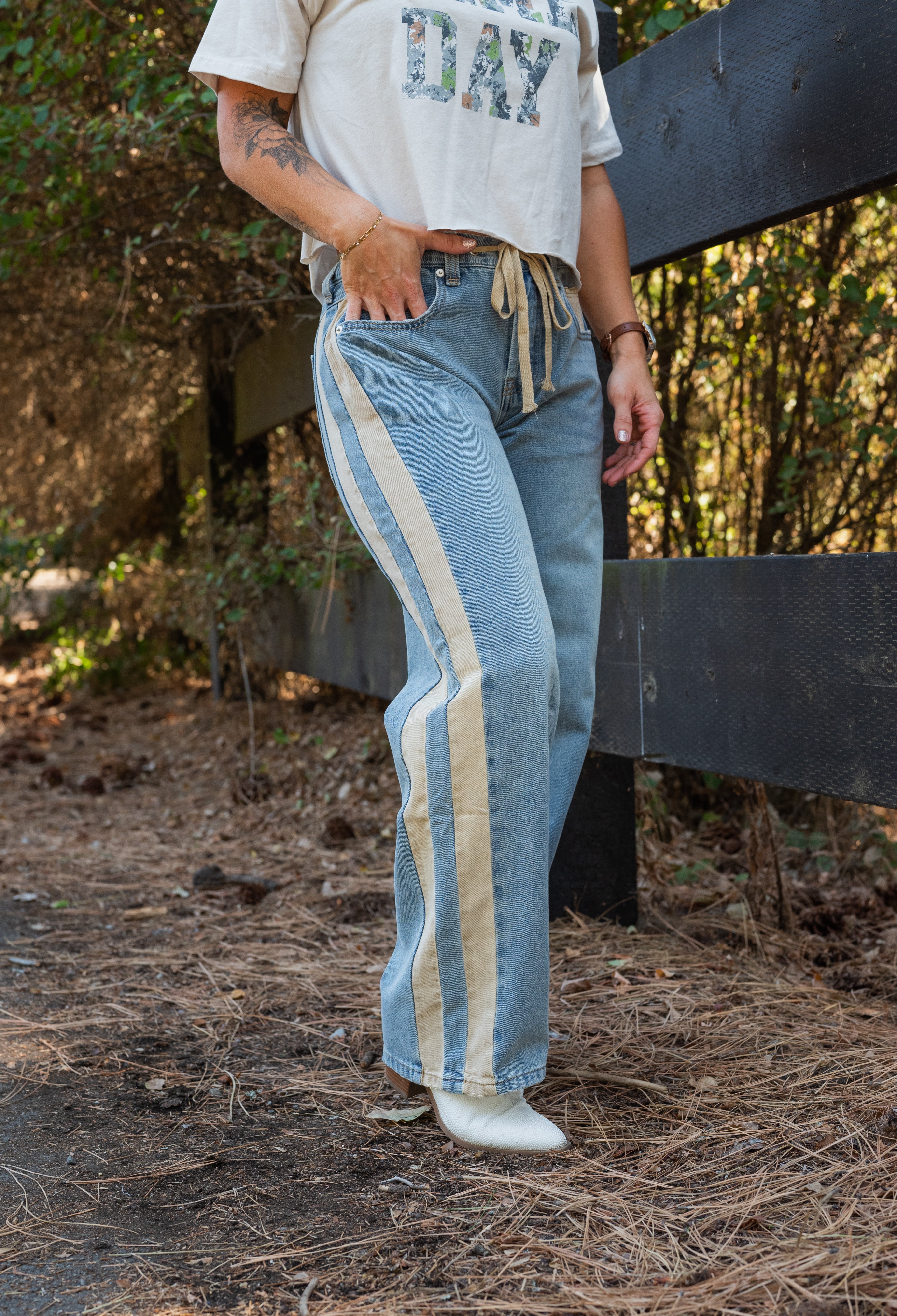 CARYN SIDE STRIPE PANTS