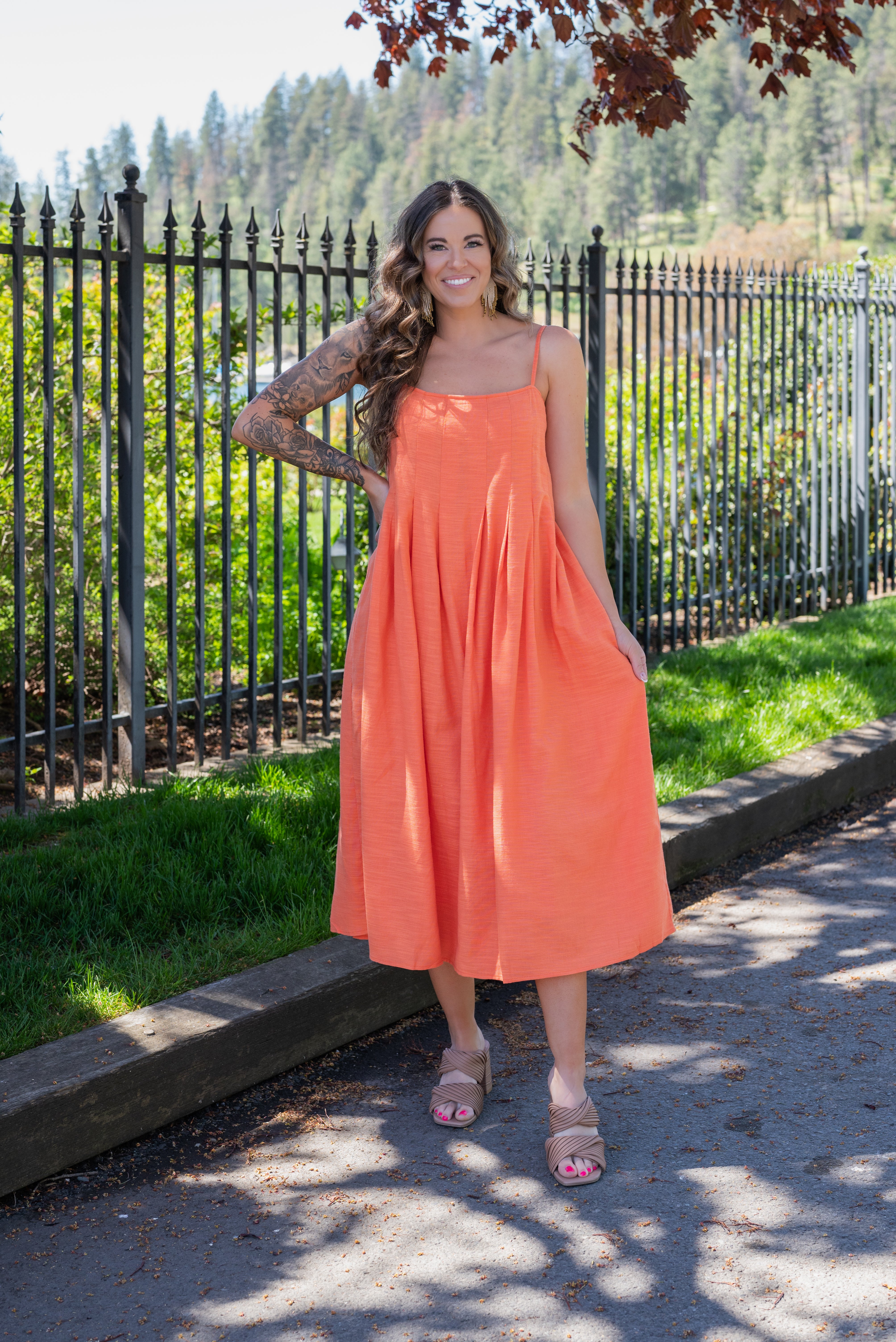 GOOD DAY PLEATED MIDI DRESS
