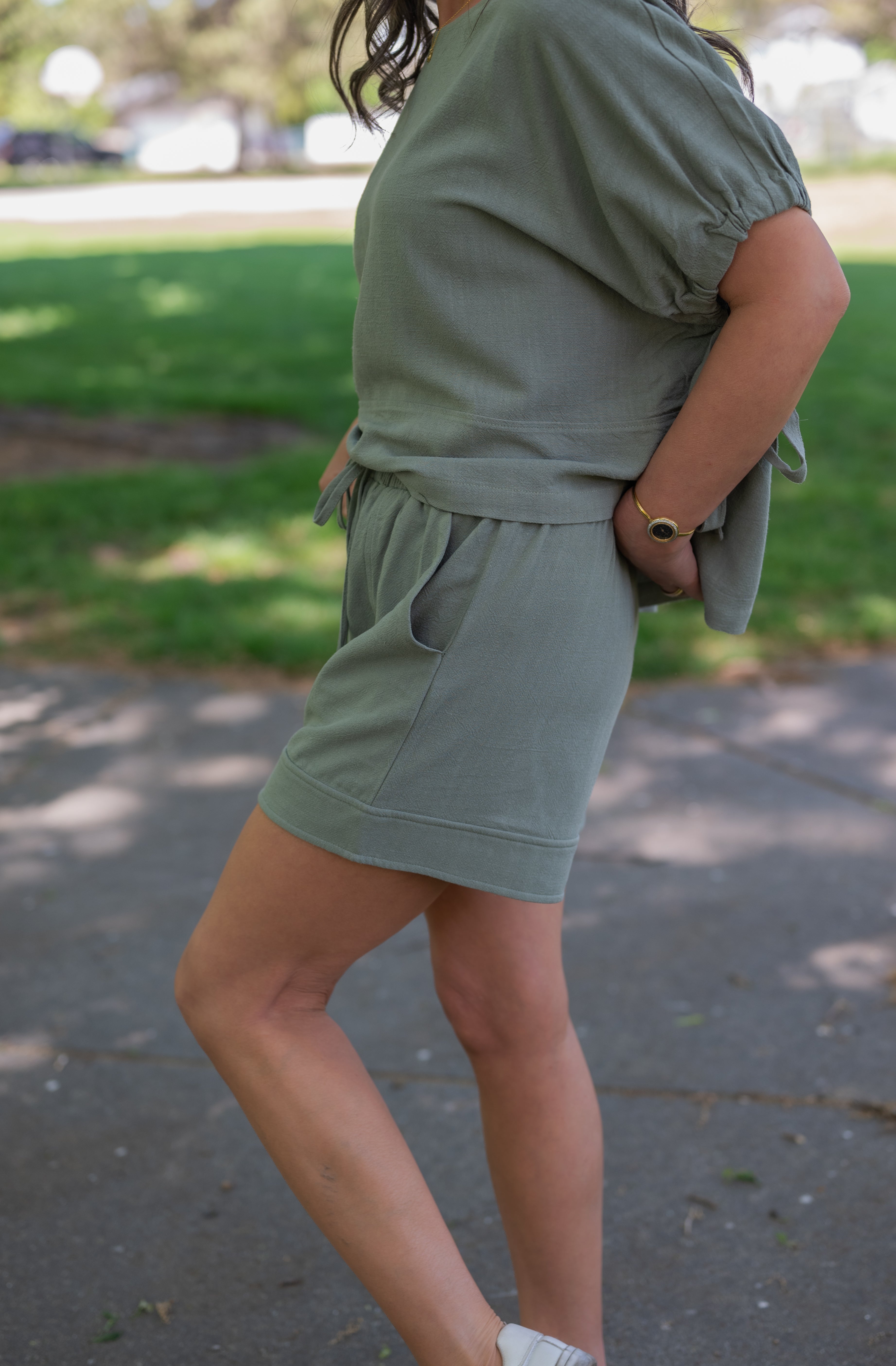 CHERI LINEN SHORTS
