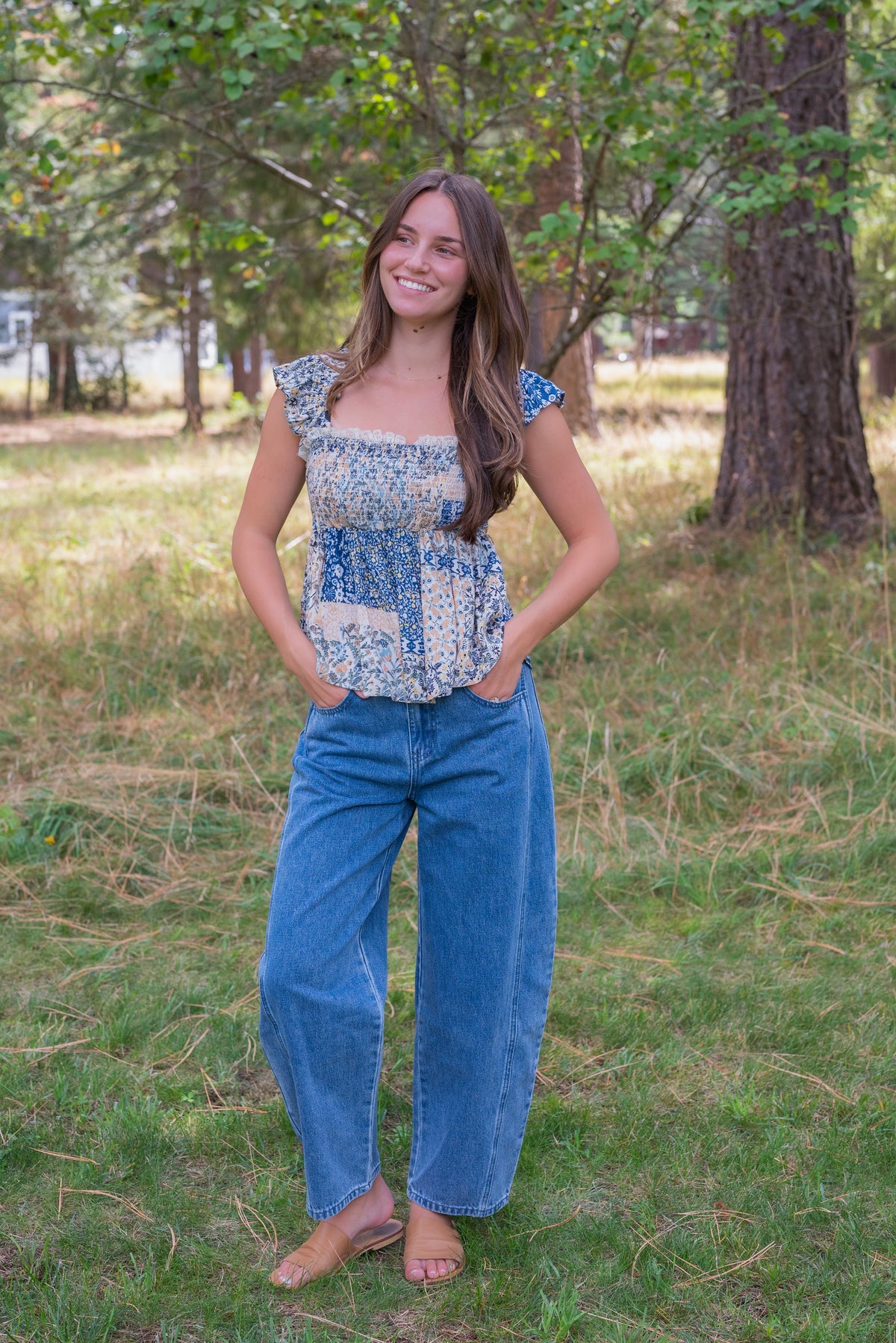GENIE RUFFLE STRAP TOP