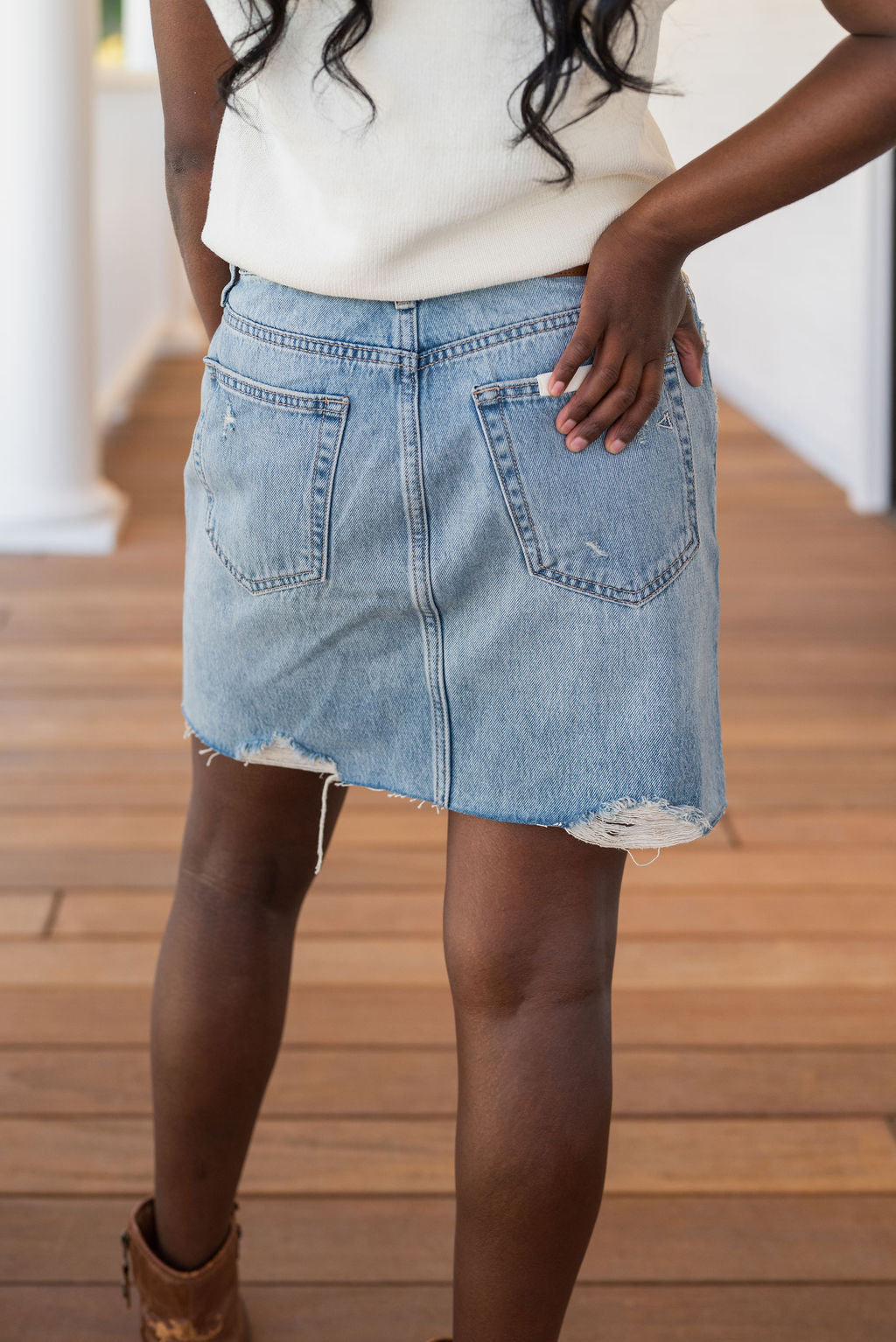 LOLA MINI SKIRT