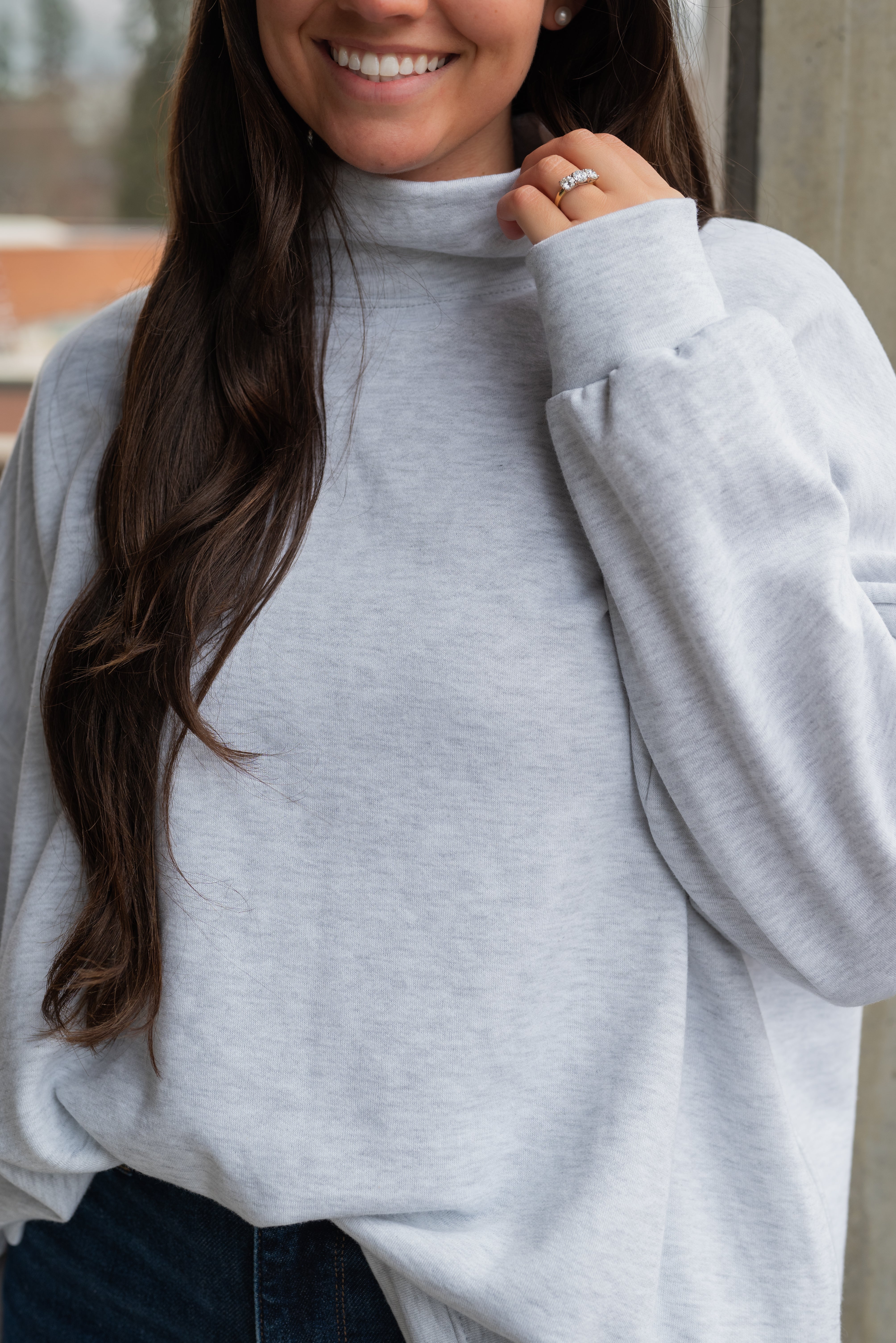 TEAGAN MOCKNECK SWEATSHIRT