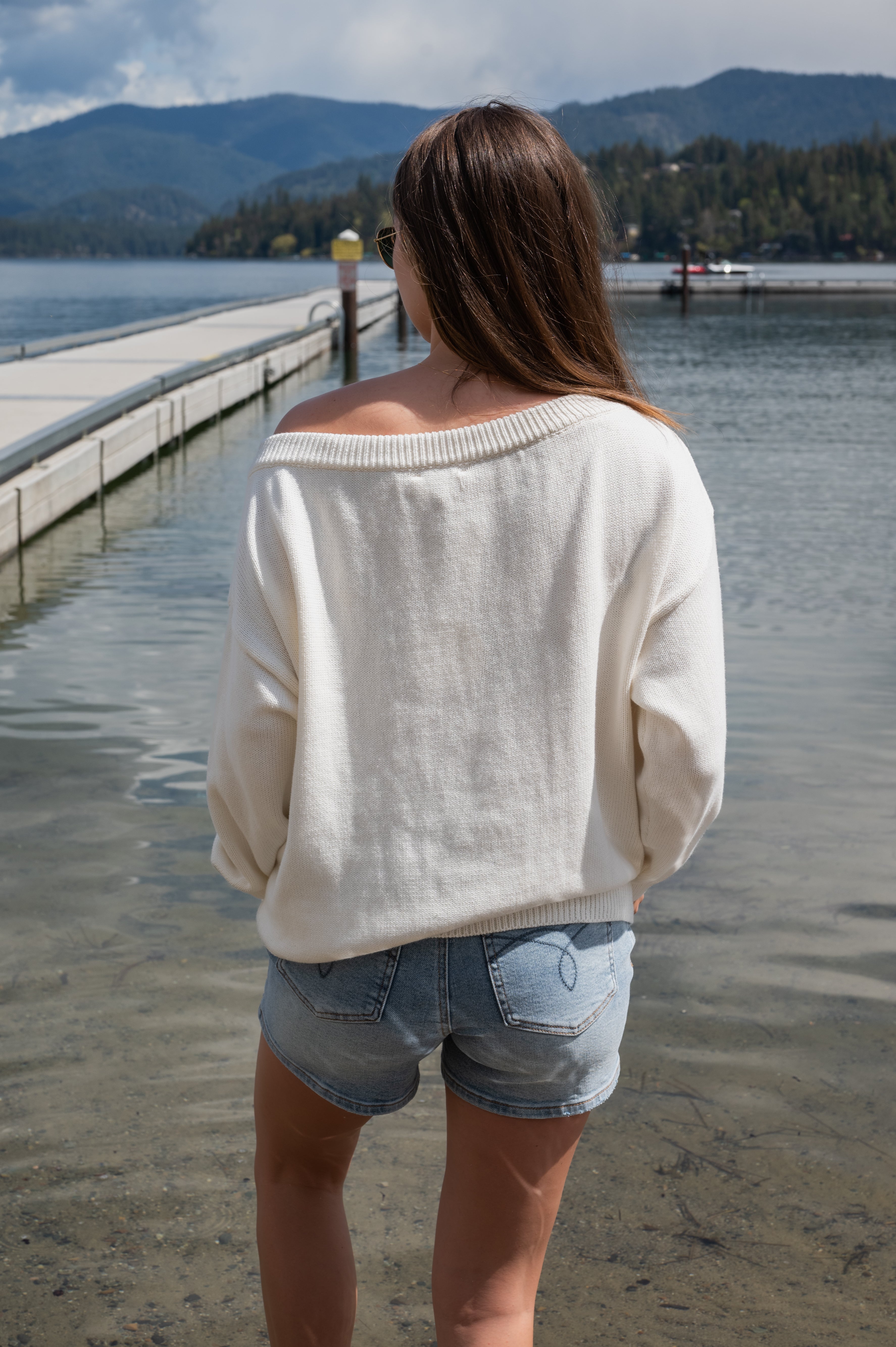 FLAG OFF SHOULDER TOP