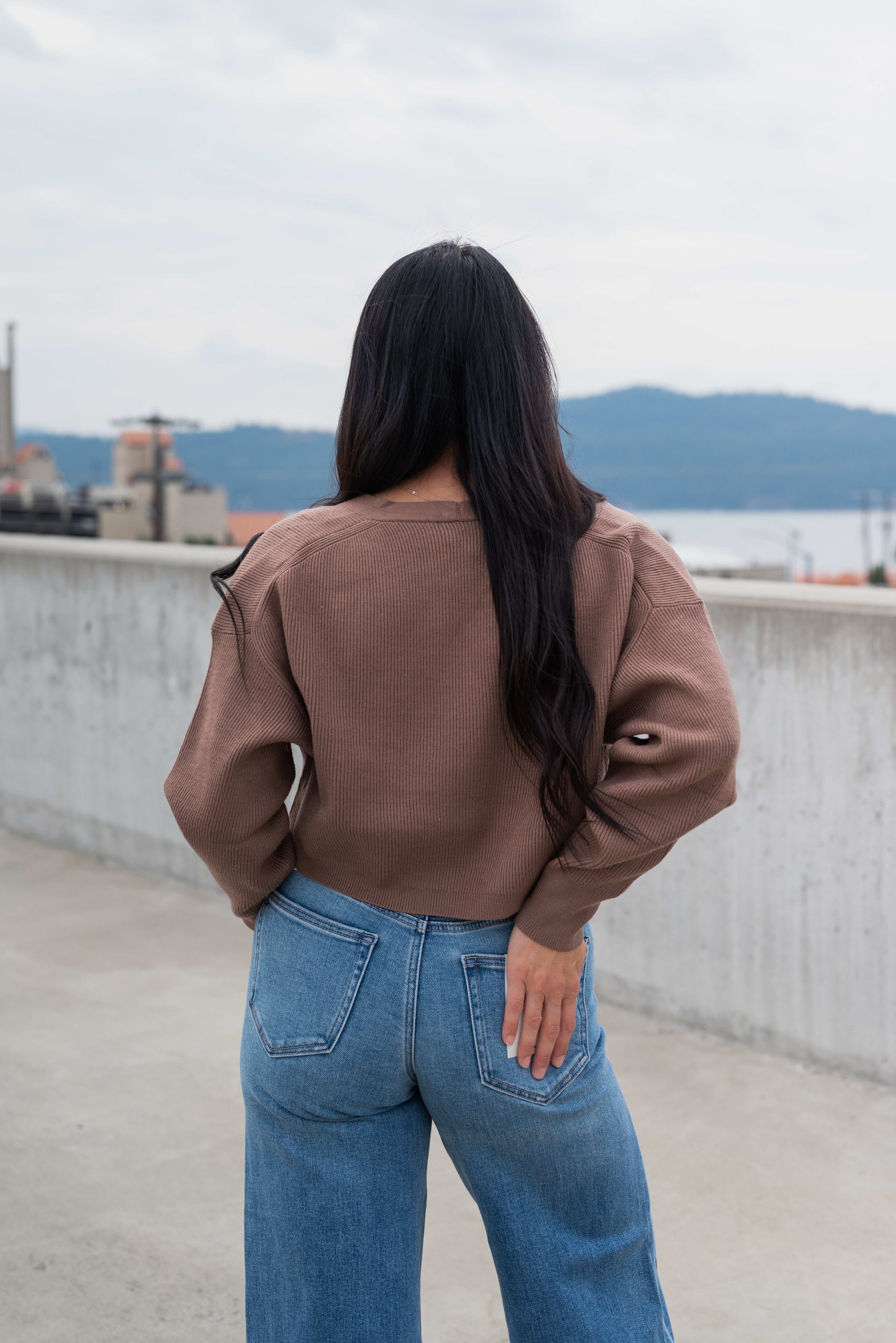 MYRTLE SHRUG CARDI