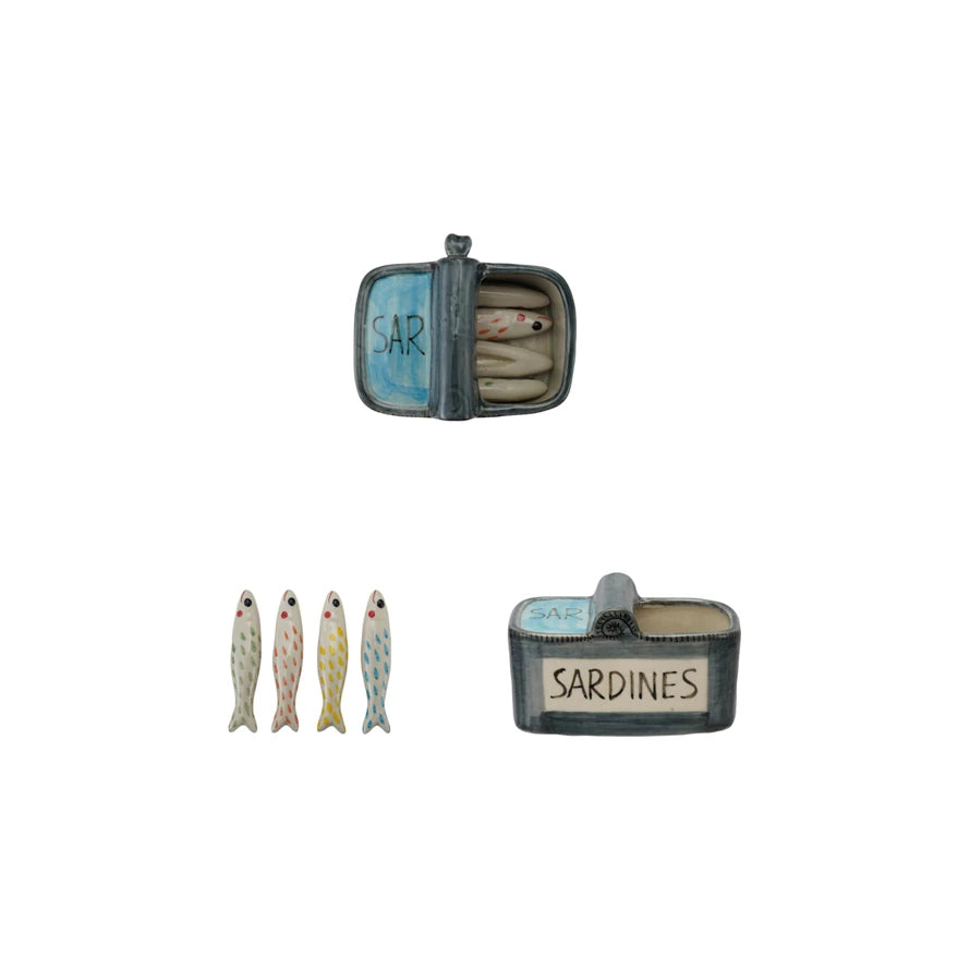 Container with (4) Sardine Utensil Rests