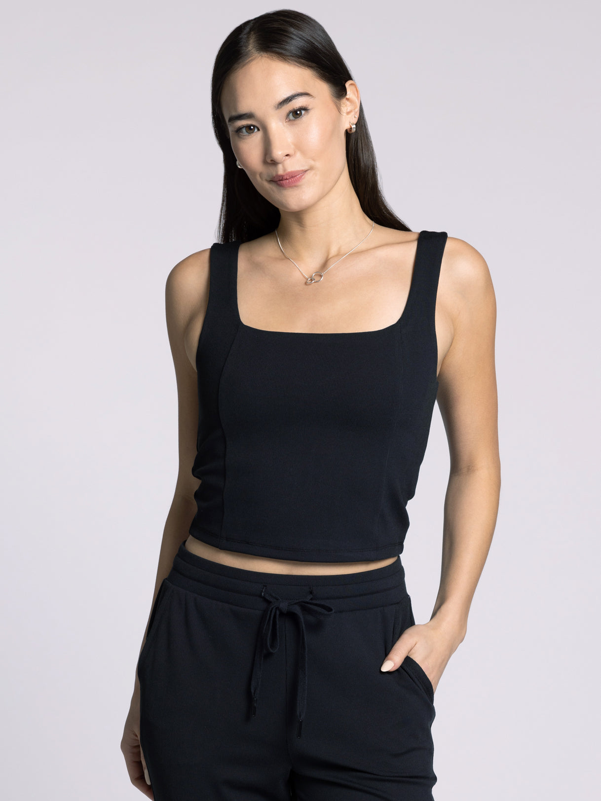 CLARA TANK