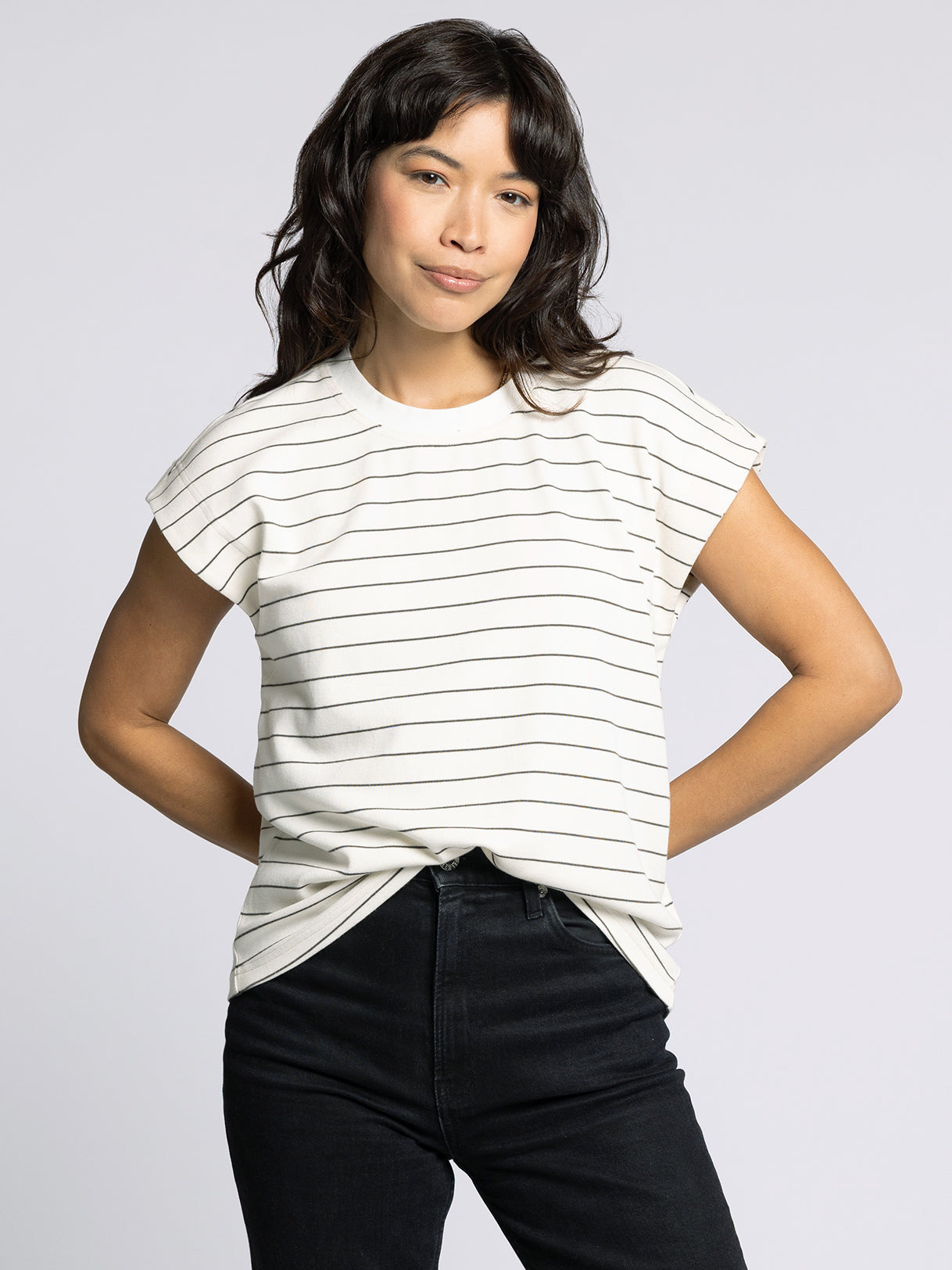 BELLA TEE