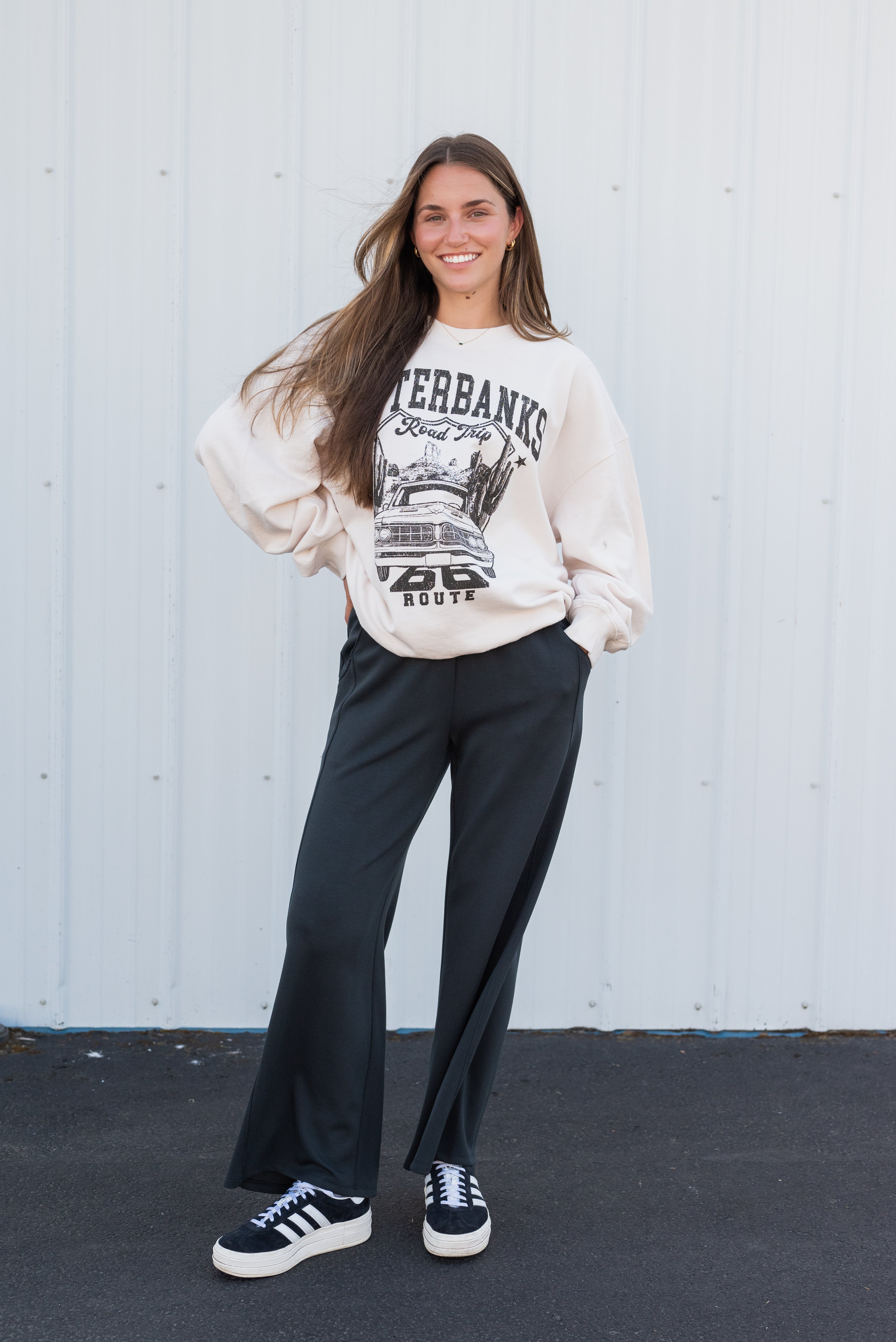 OUTERBANKS ROAD SWEATSHIRT