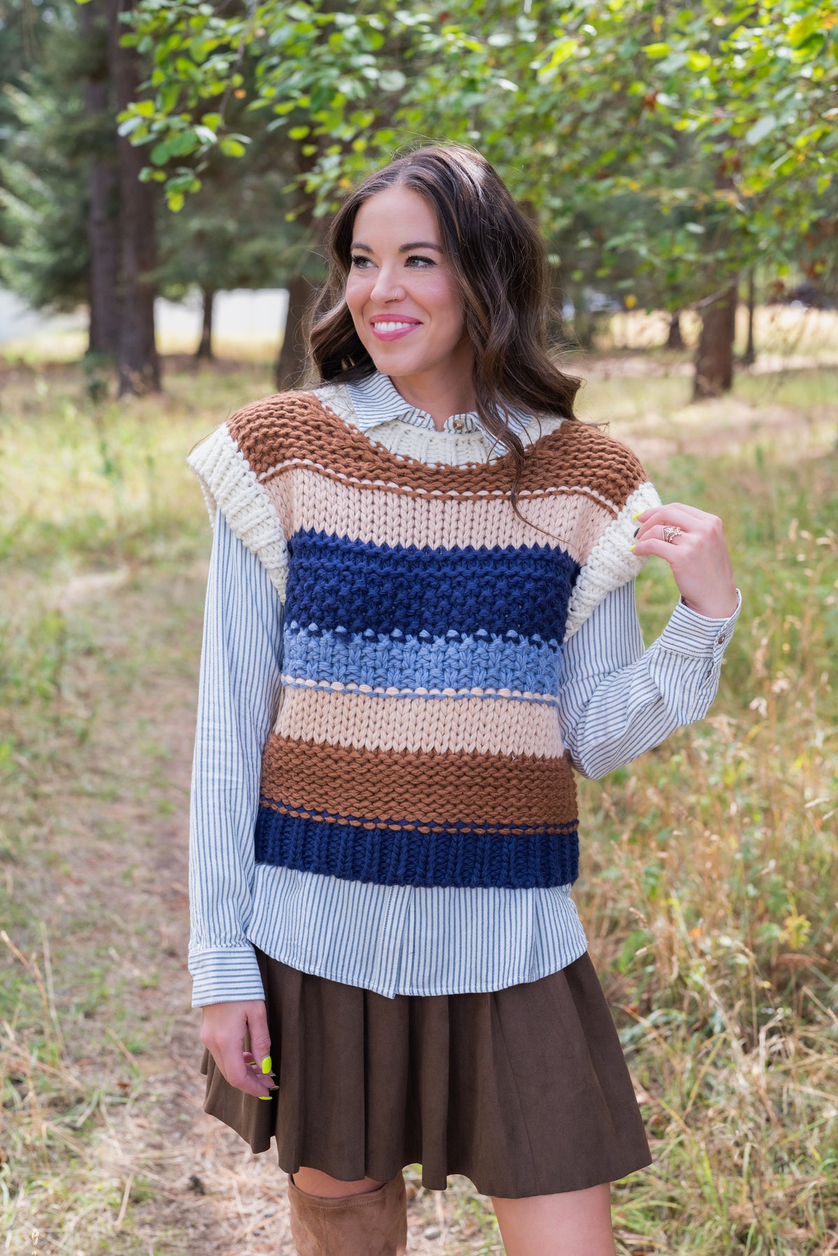 BOOKMARK STRIPE SWEATER VEST