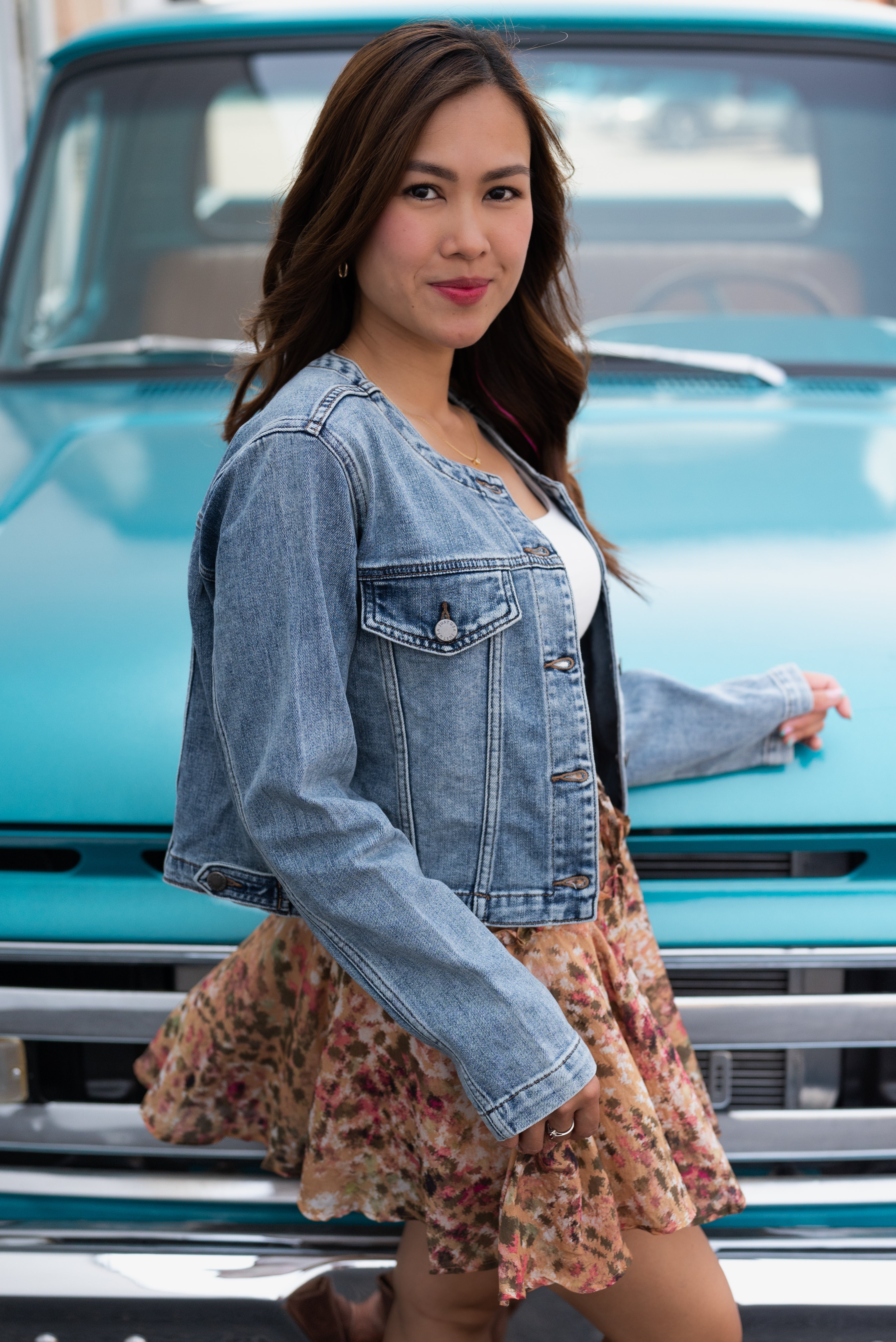LAINEY COLLARLESS JACKET