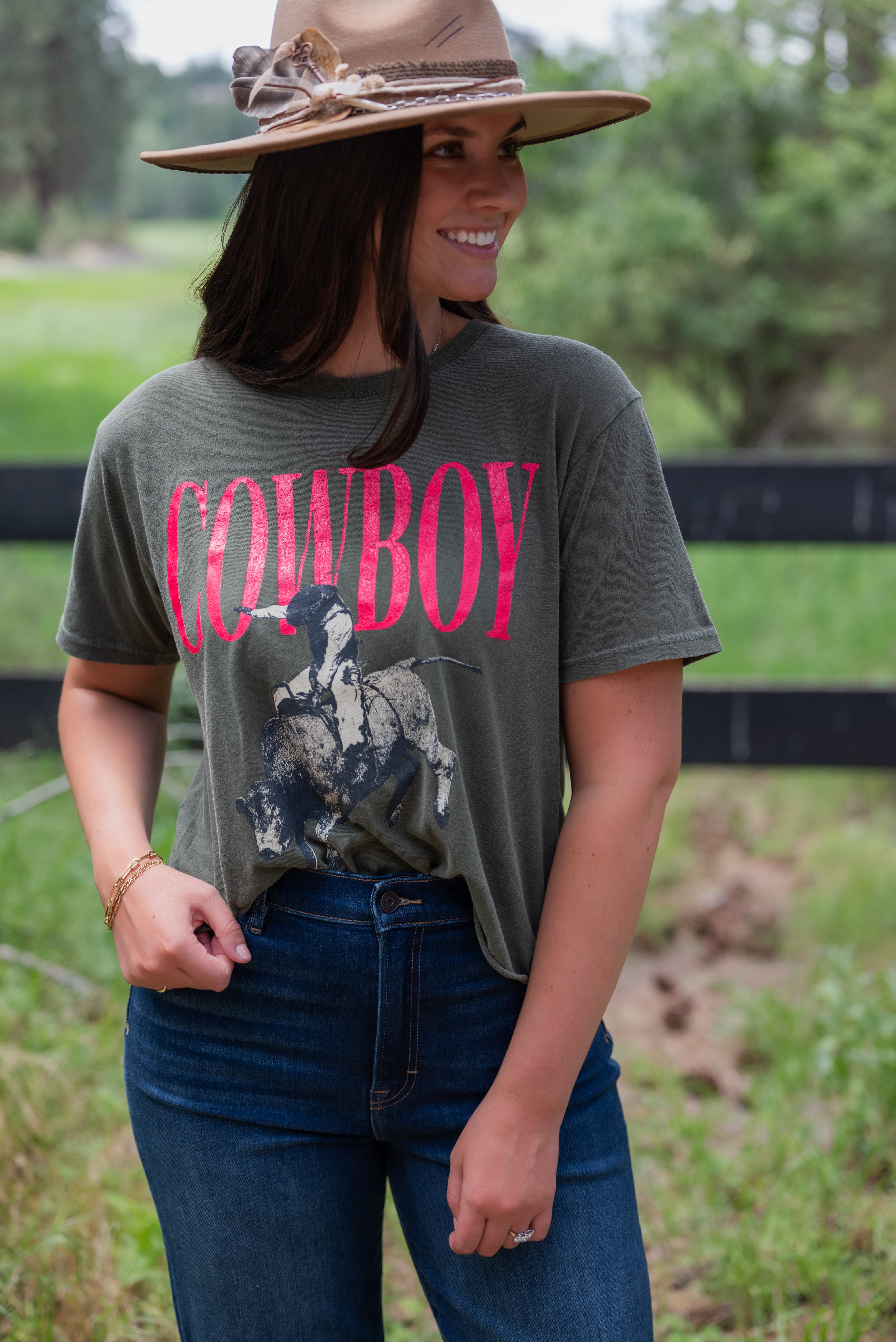 COWBOY GRAPHIC TEE
