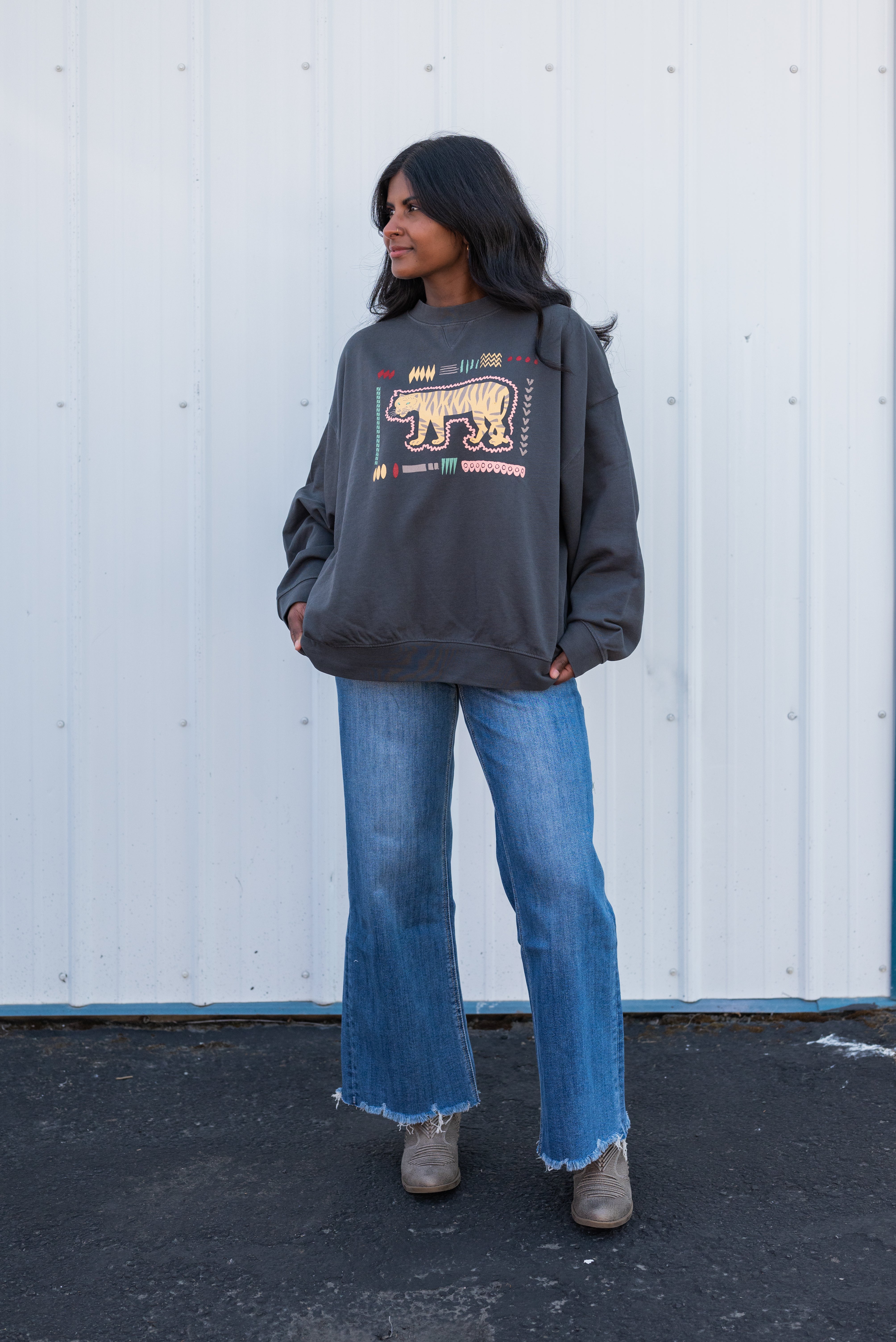TRIBAL TIGER SWEATSHIRT
